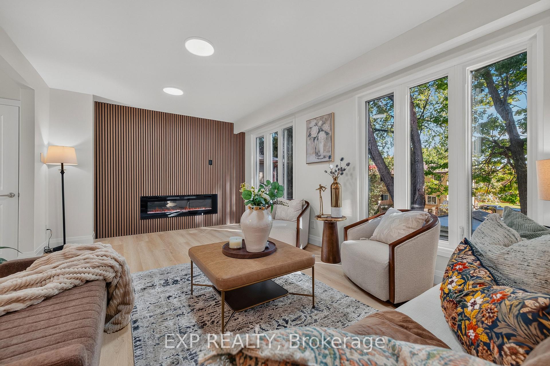 Photo 6 of 103 Dalegrove Drive, Kitchener, Victoria Hills — HOMEH