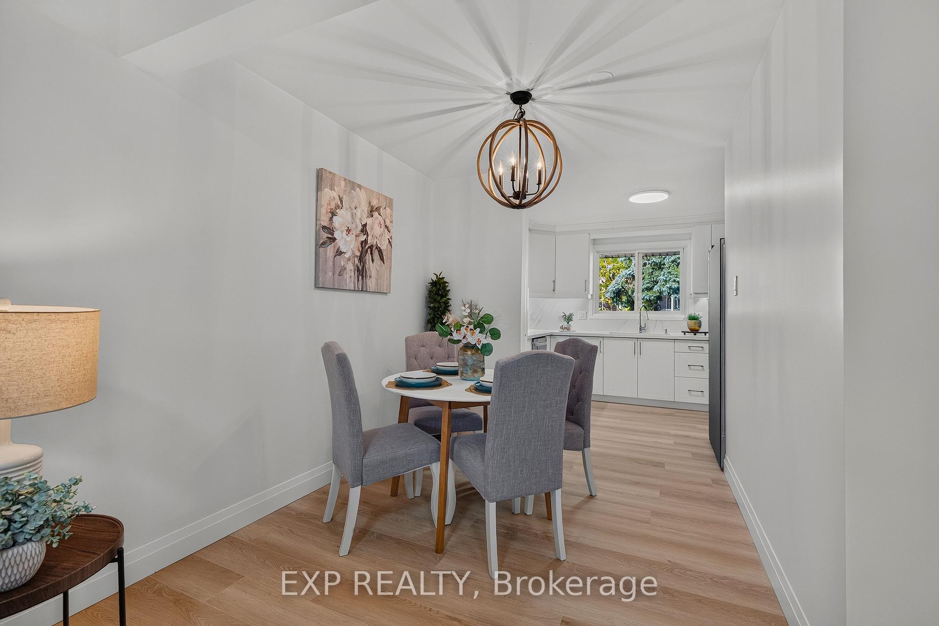 Photo 11 of 103 Dalegrove Drive, Kitchener, Victoria Hills — HOMEH