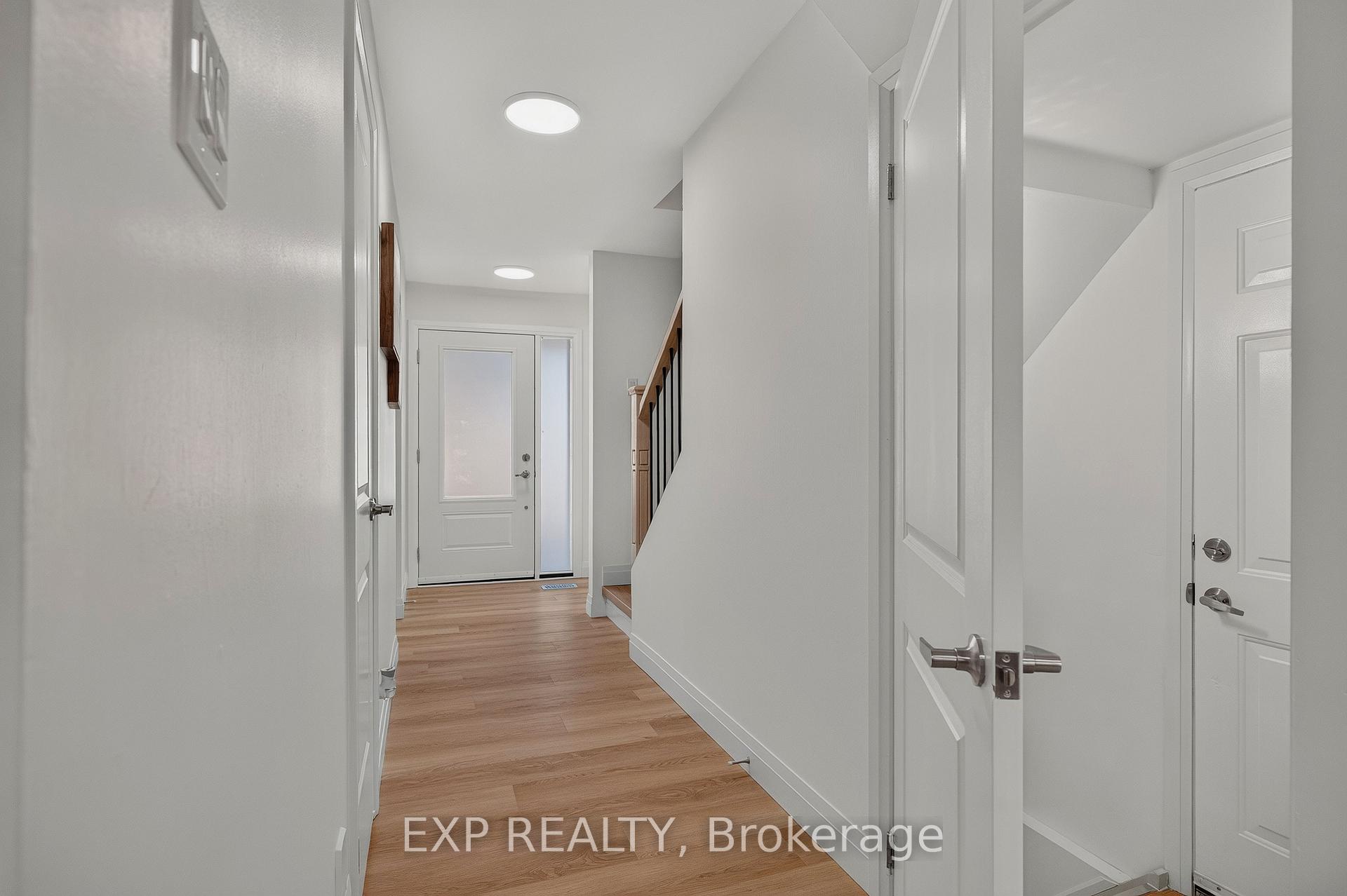 Photo 33 of 103 Dalegrove Drive, Kitchener, Victoria Hills — HOMEH
