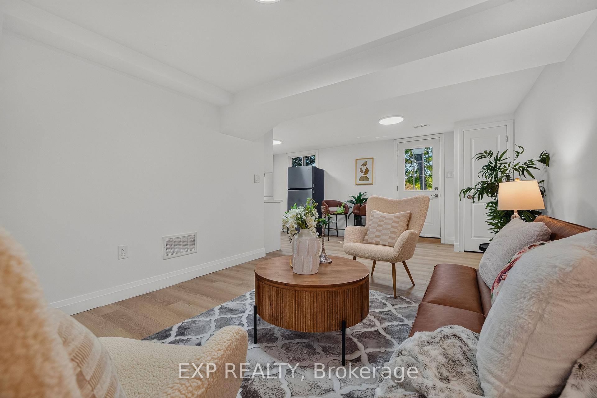 Photo 36 of 103 Dalegrove Drive, Kitchener, Victoria Hills — HOMEH