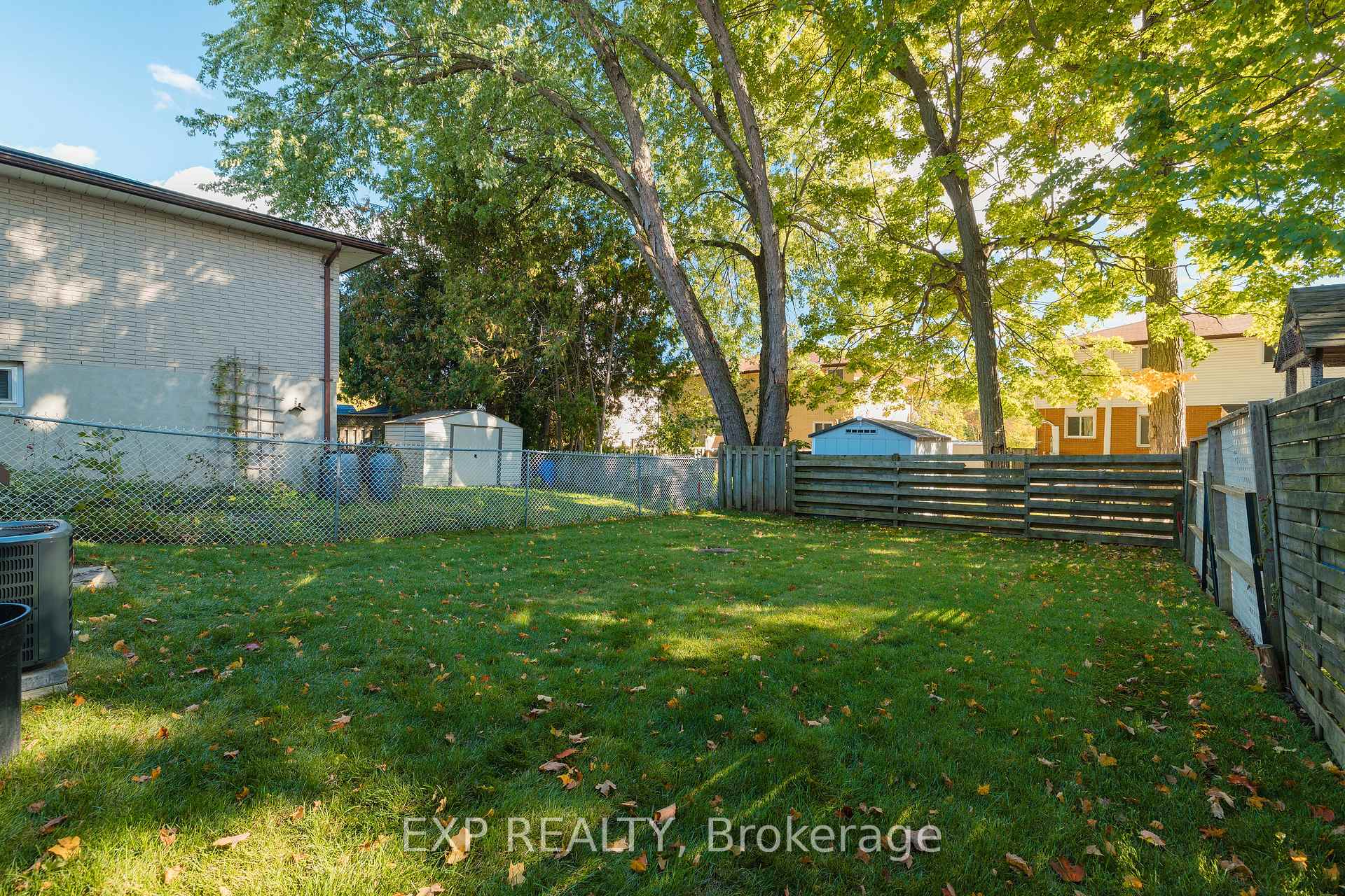 Photo 43 of 103 Dalegrove Drive, Kitchener, Victoria Hills — HOMEH