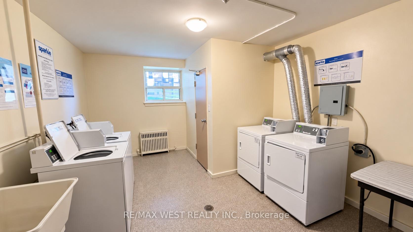 Photo 9 of Unit 29, 10 Crown Hill Place, Etobicoke, Stonegate-Queensway — HOMEH