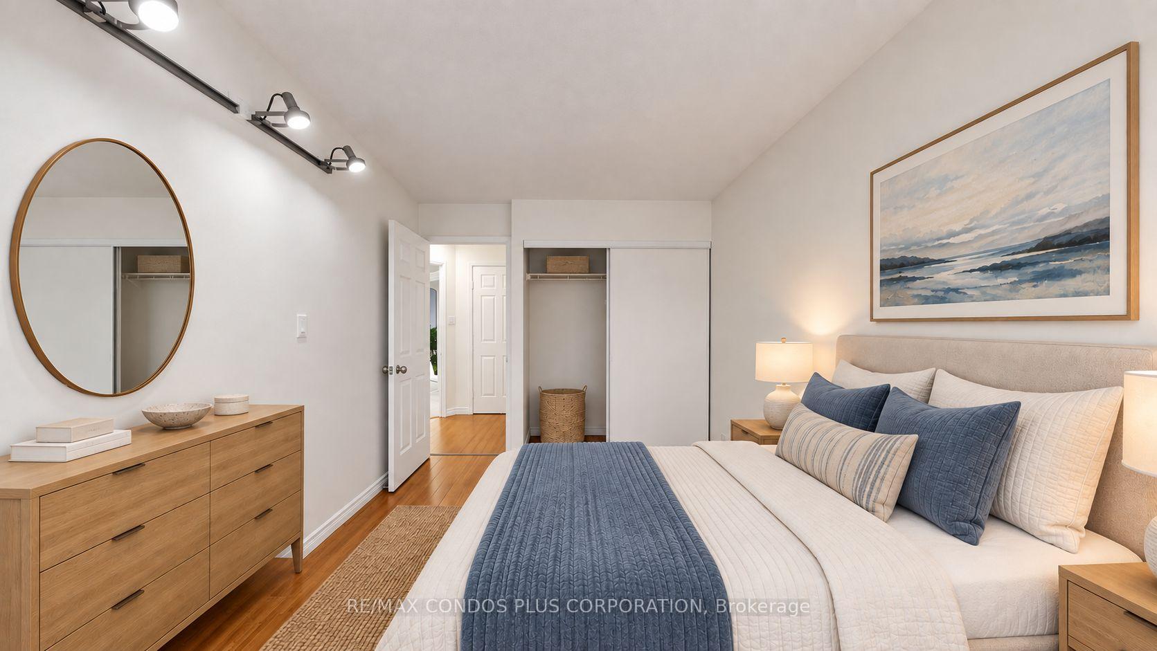 Photo 39 of Unit 702, 717 Bay Street, Toronto, Bay Street Corridor — HOMEH