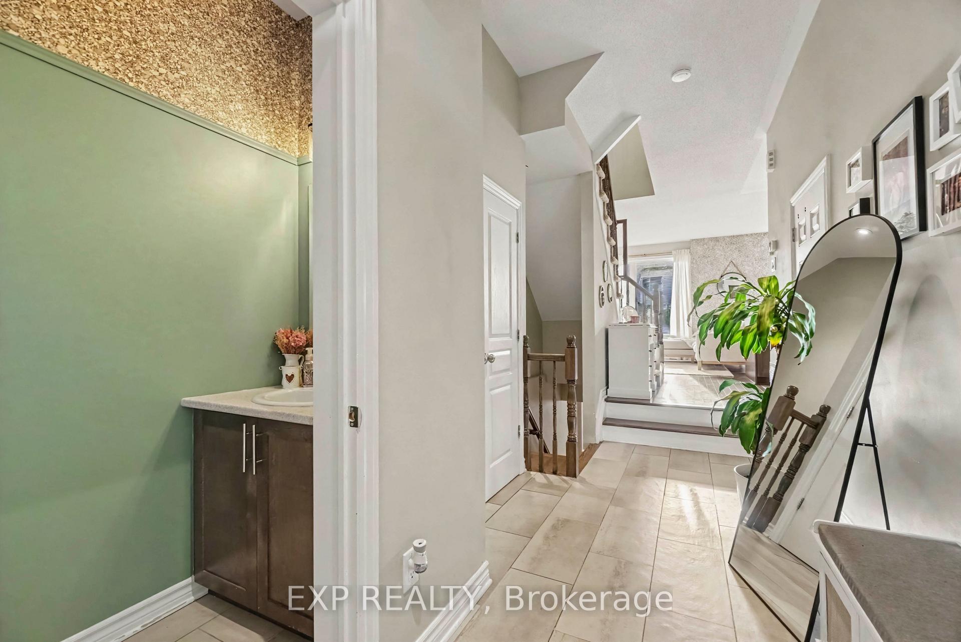 Photo 2 of 783 Brian Good Avenue, Ottawa, Riverside South/Gloucester Glen — HOMEH