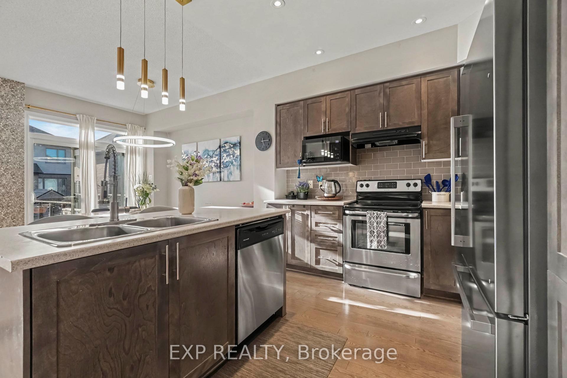 Photo 10 of 783 Brian Good Avenue, Ottawa, Riverside South/Gloucester Glen — HOMEH
