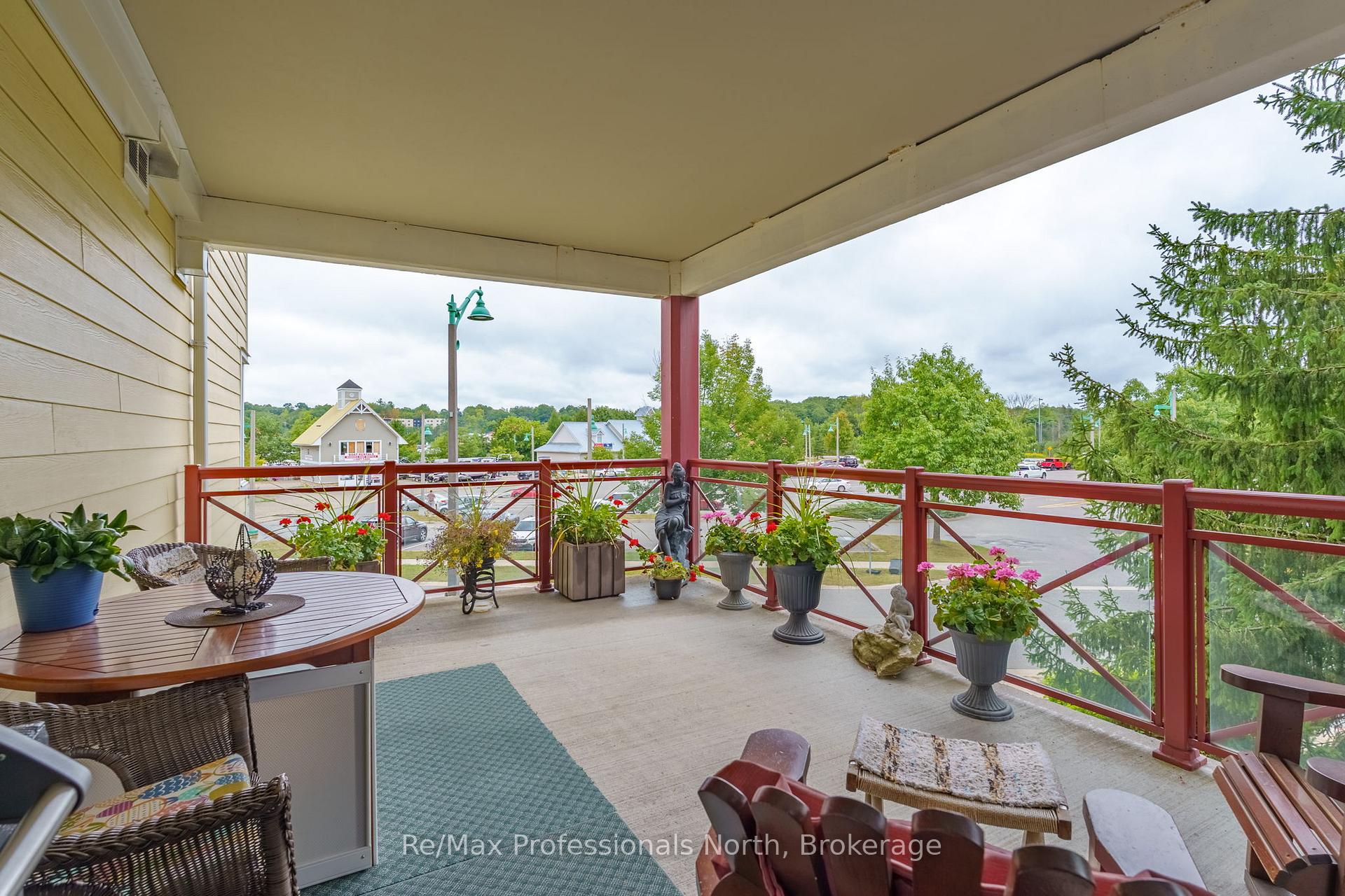 Photo 22 of Unit 207, 110 Steamship Bay Road, Gravenhurst, Muskoka (S) — HOMEH