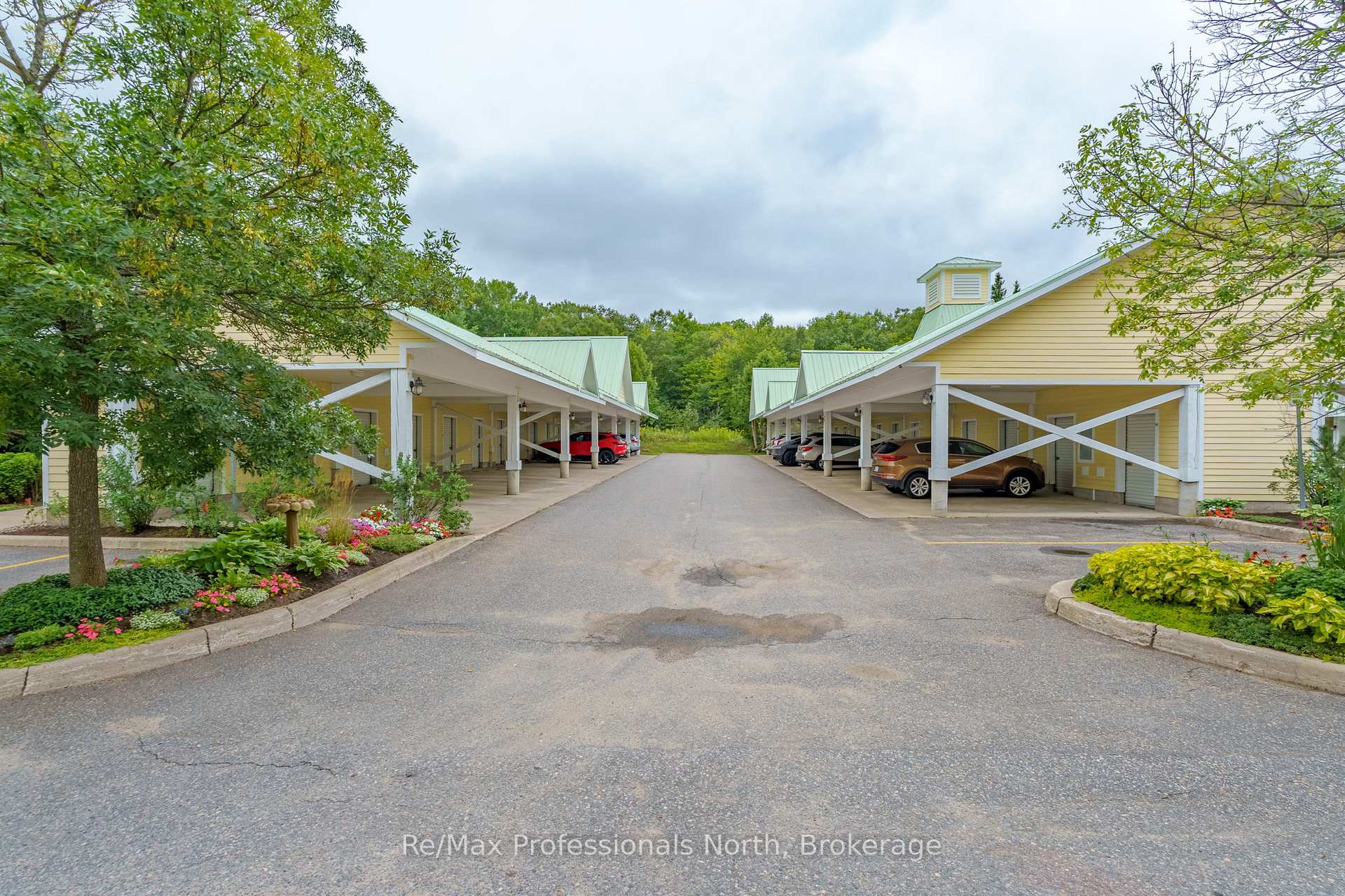 Photo 23 of Unit 207, 110 Steamship Bay Road, Gravenhurst, Muskoka (S) — HOMEH