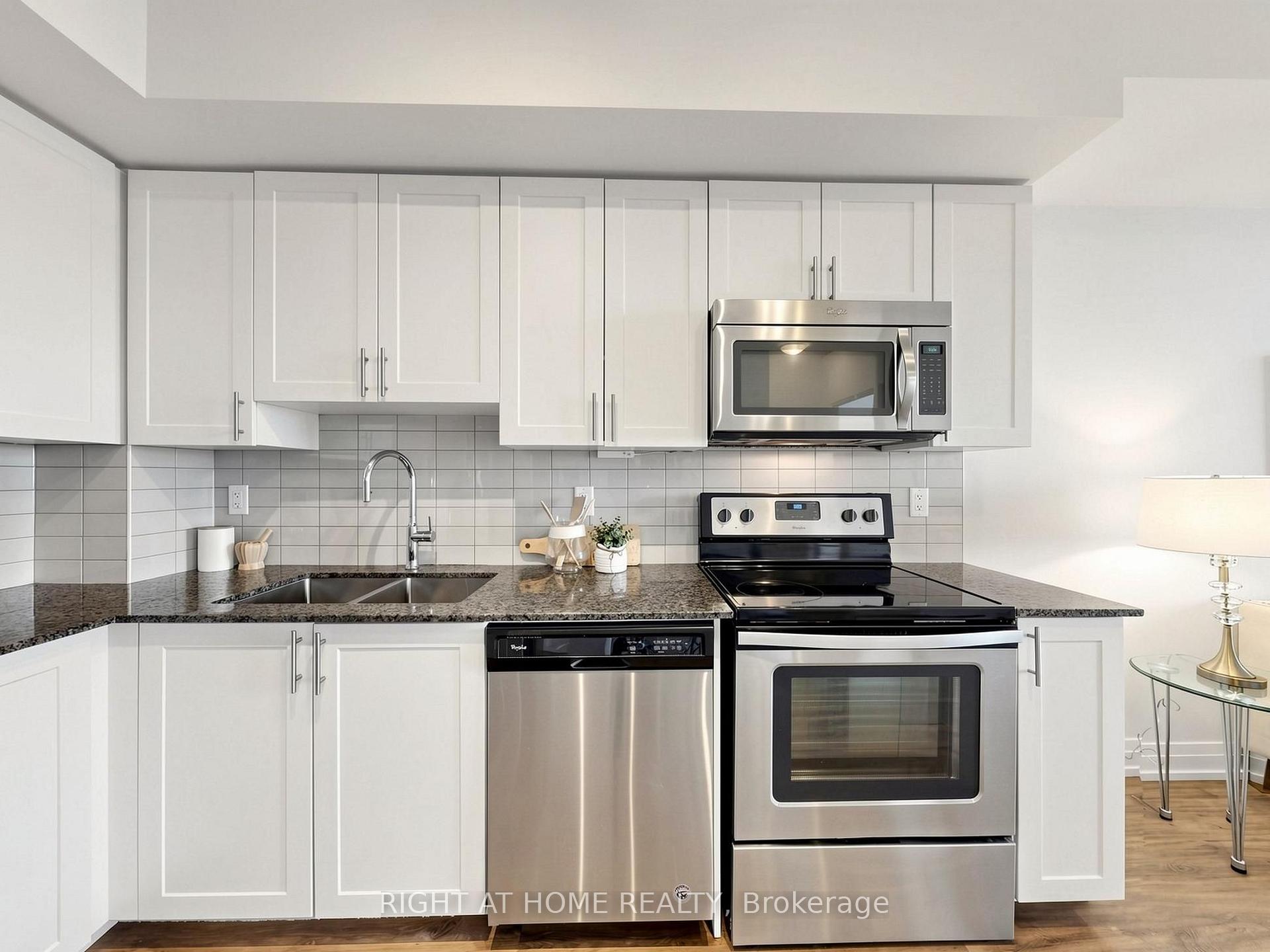 Photo 18 of Unit 2508, 7890 Bathurst Street, Vaughan, Beverley Glen — HOMEH
