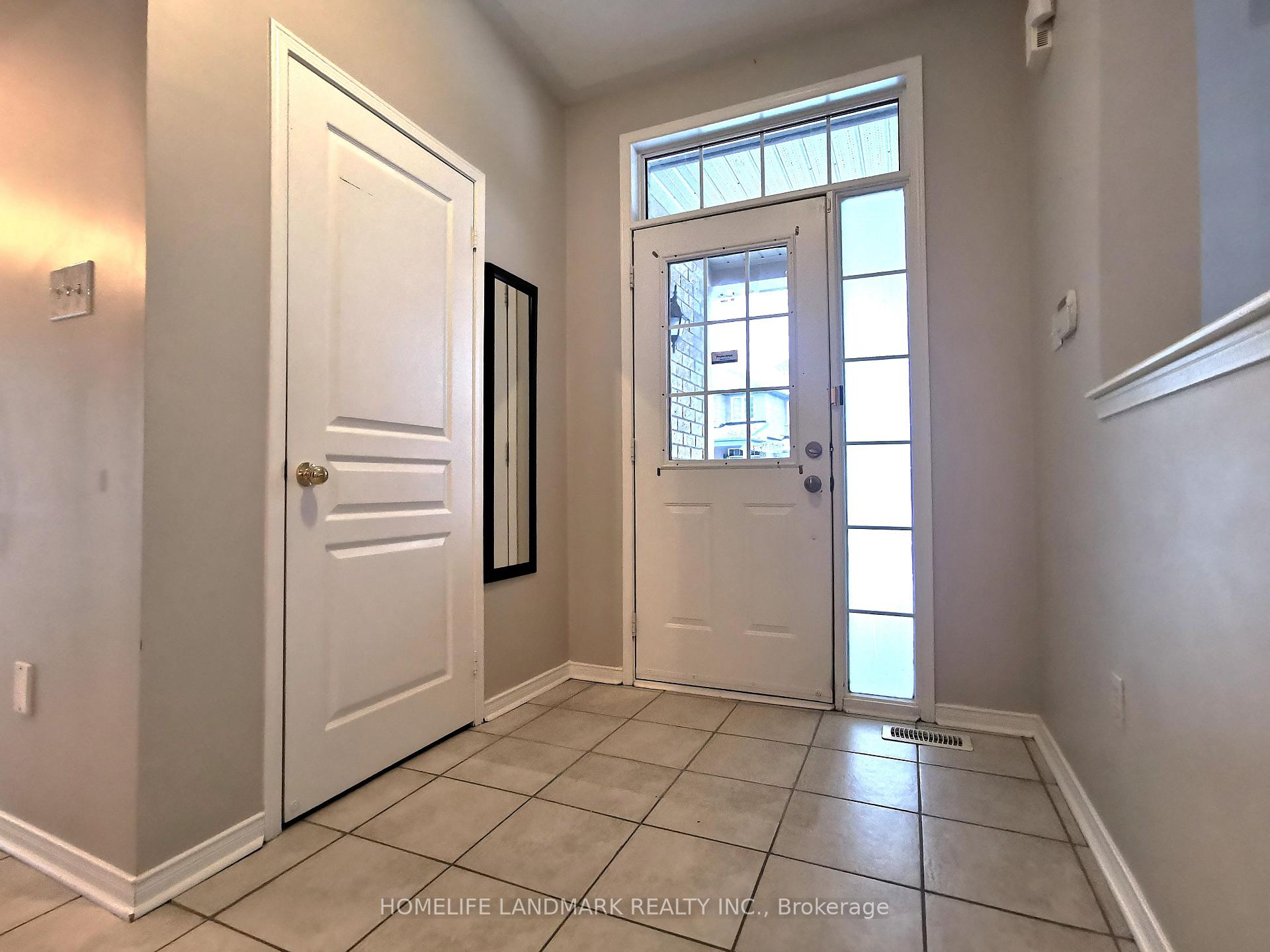 Photo 2 of 631 Fred Mclaren Boulevard, Markham, Wismer — HOMEH