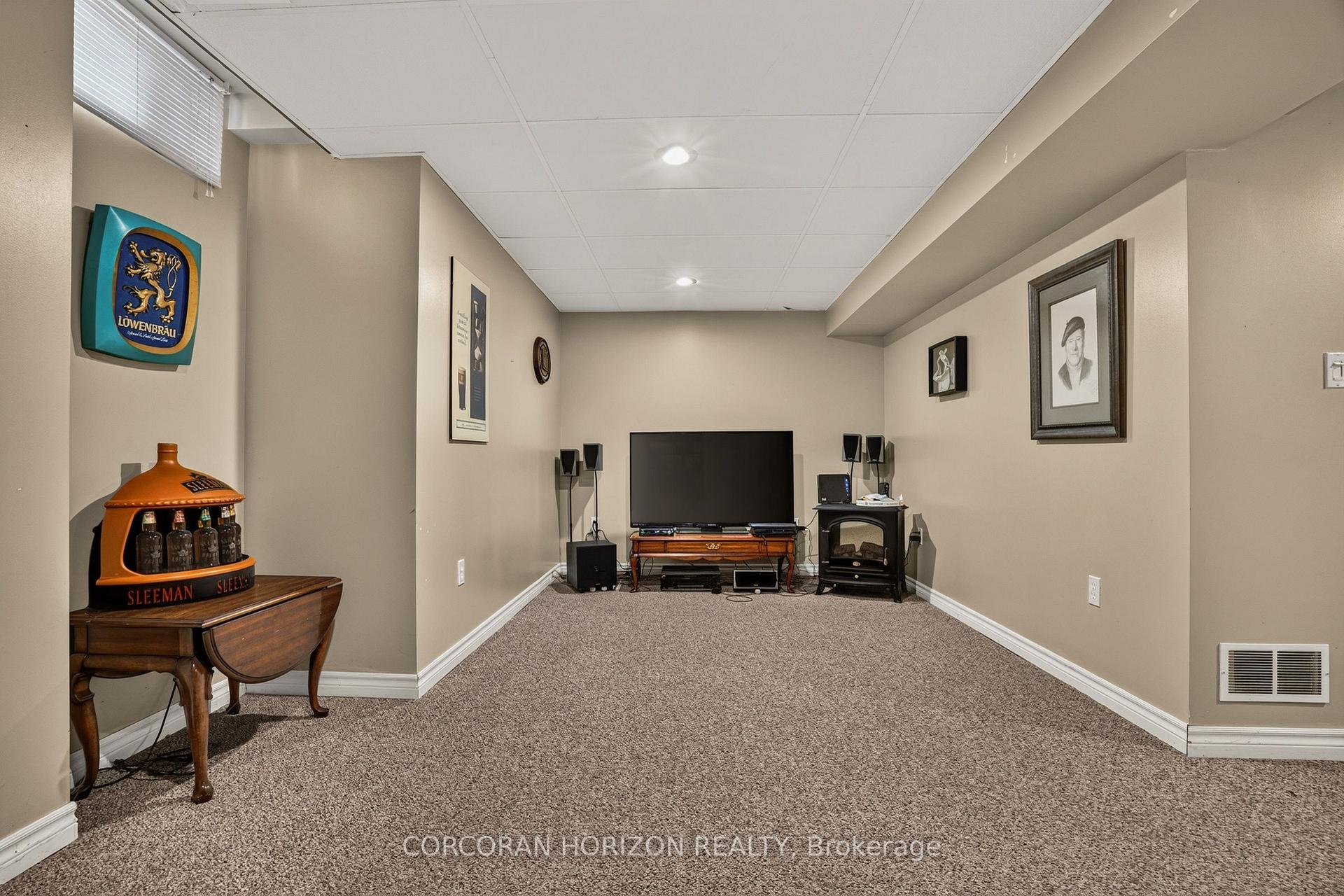 Photo 19 of Unit 14, 2871 Darien Road, Burlington, Rose — HOMEH