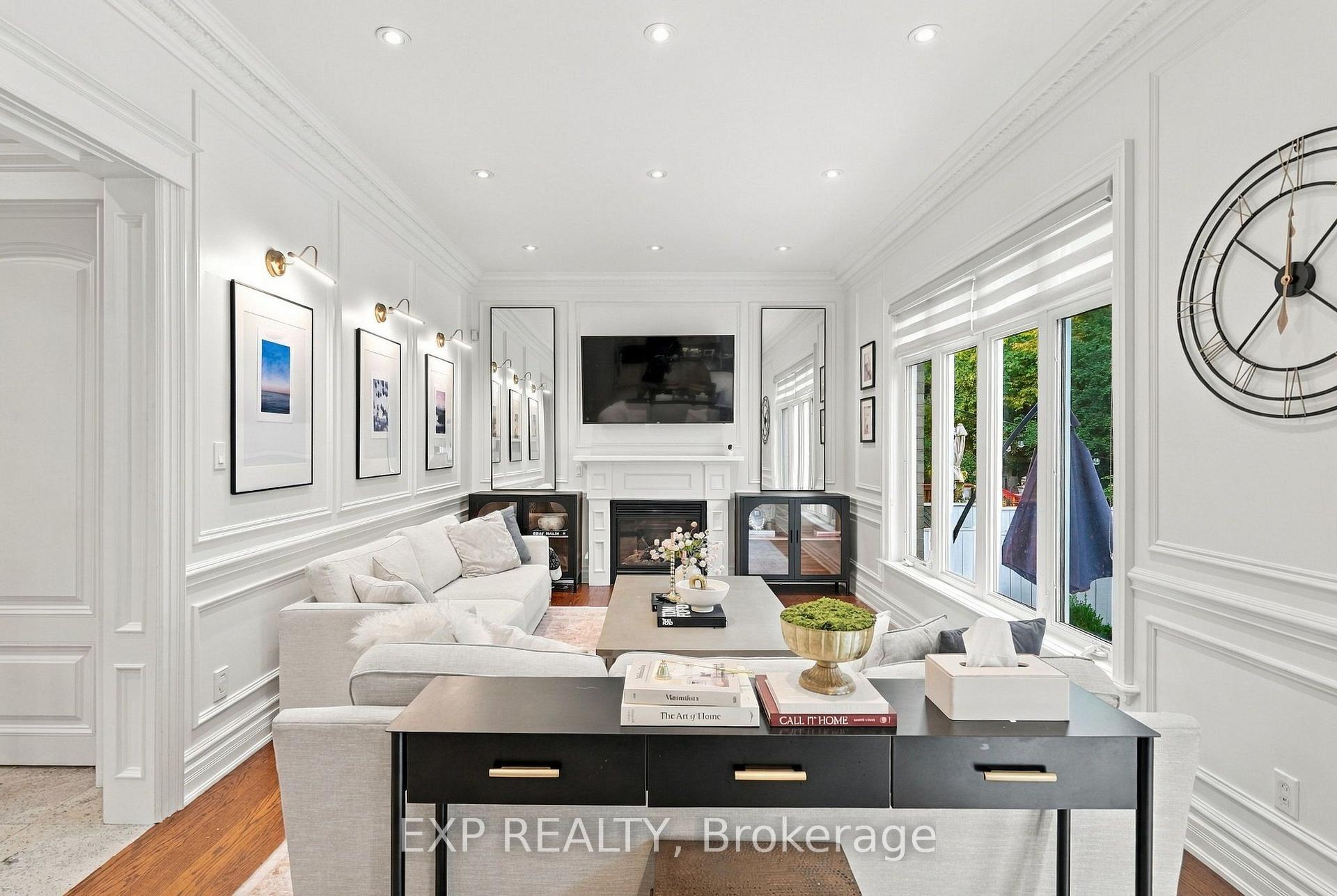 Photo 9 of 412 Manhattan Drive, Markham, Unionville — HOMEH
