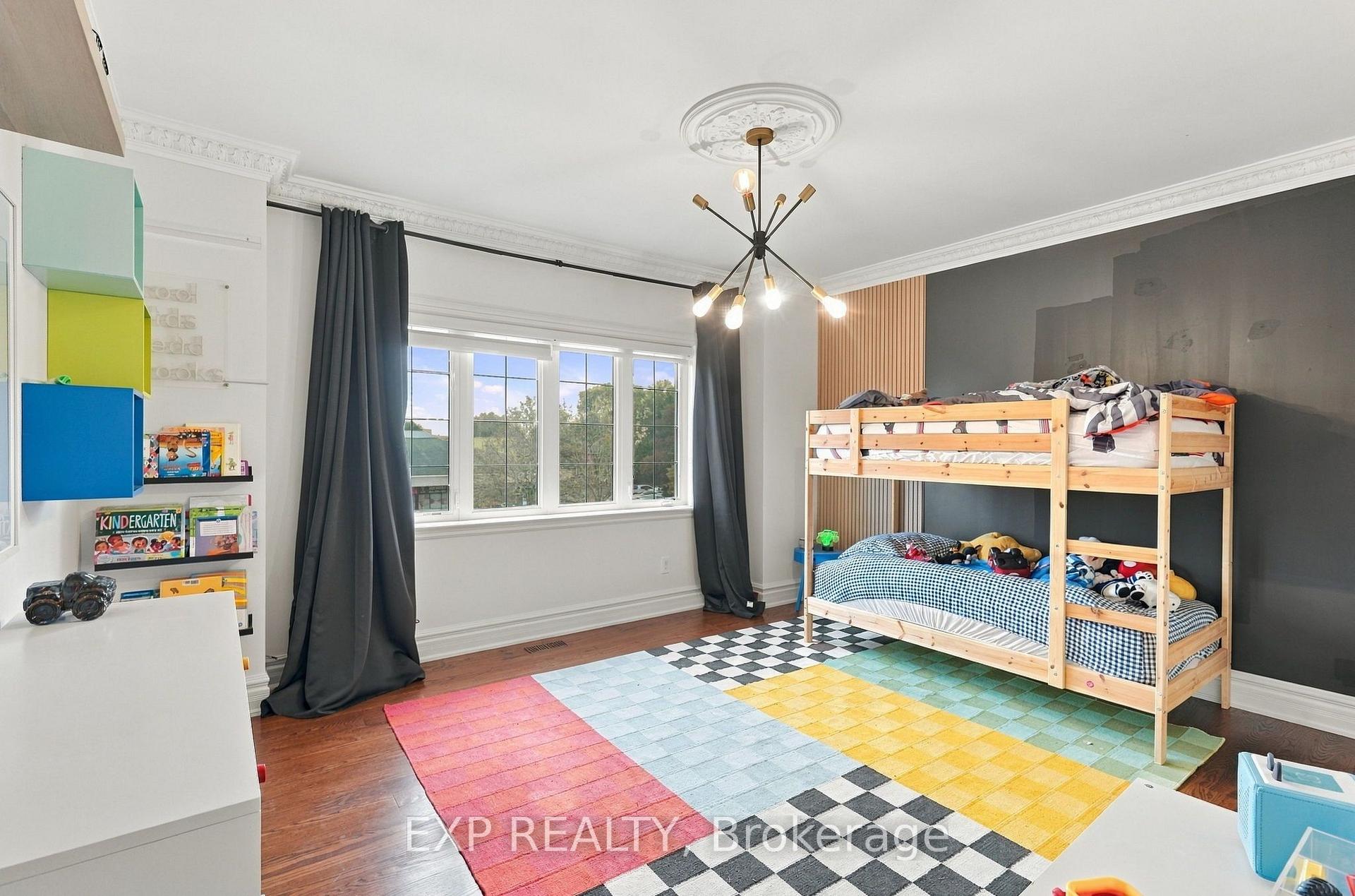 Photo 18 of 412 Manhattan Drive, Markham, Unionville — HOMEH