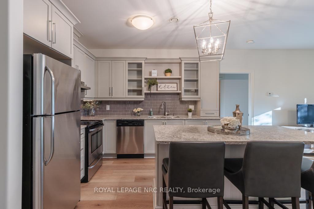 Photo 4 of Unit 103, 379 Scott Street, St. Catharines, Vine/Linwell — HOMEH