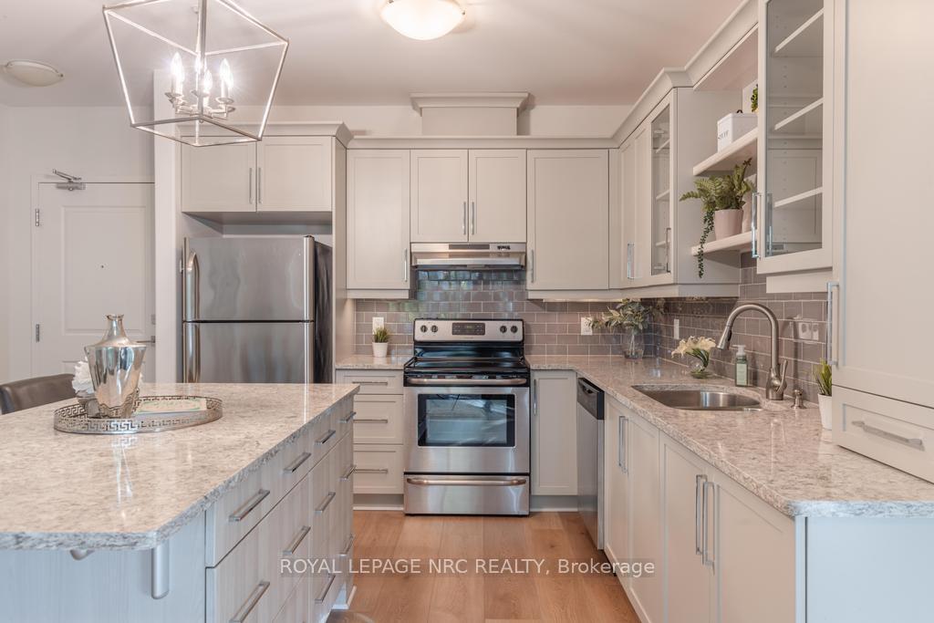 Photo 6 of Unit 103, 379 Scott Street, St. Catharines, Vine/Linwell — HOMEH