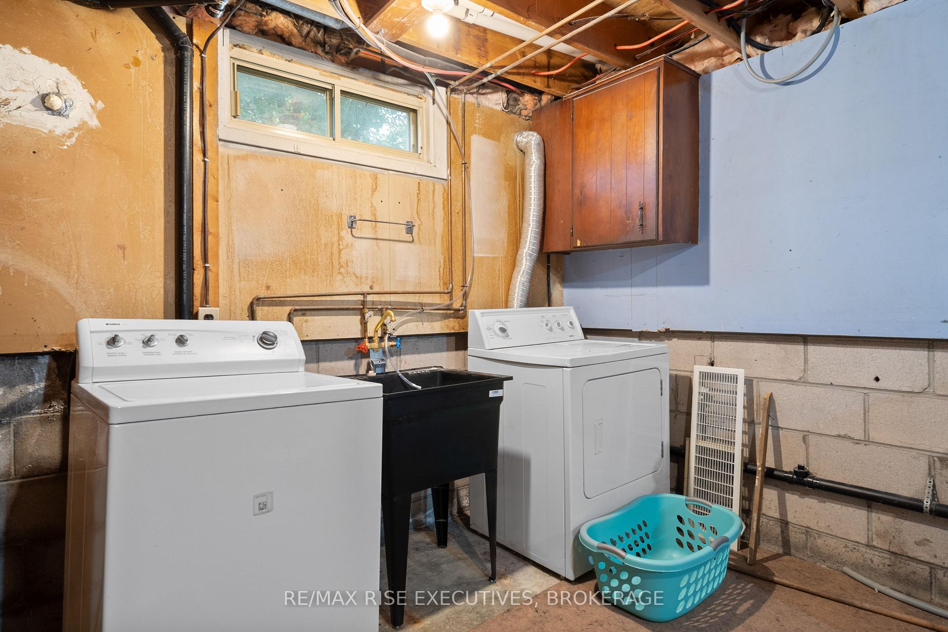 Photo 32 of 18 Carriage Court, Kingston, Rideau — HOMEH