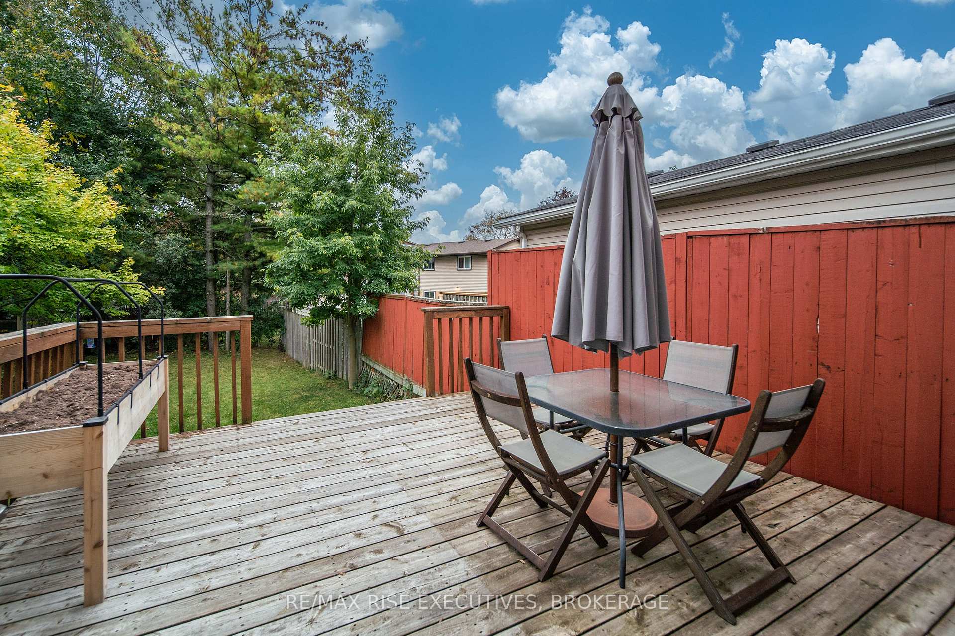 Photo 36 of 18 Carriage Court, Kingston, Rideau — HOMEH