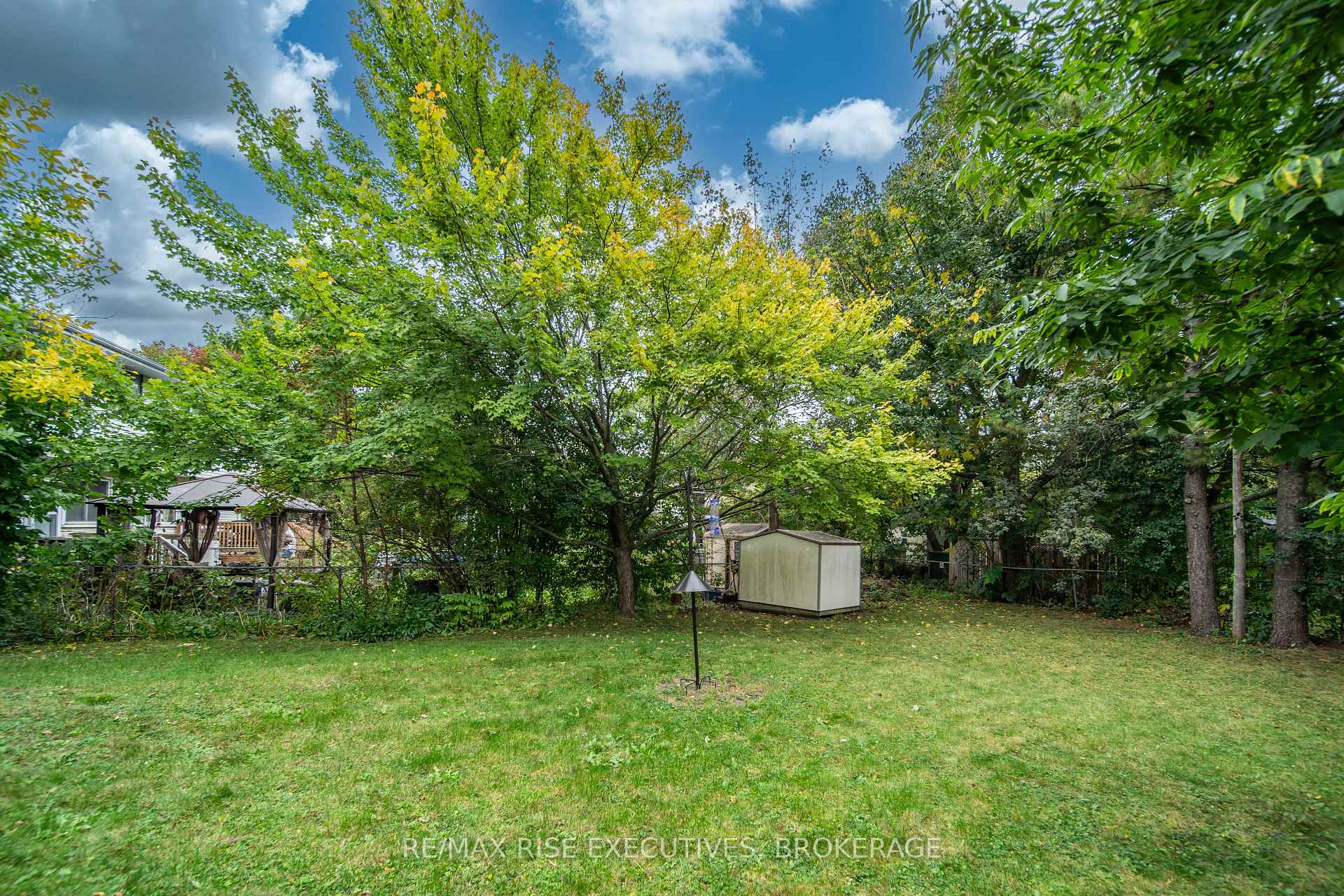 Photo 39 of 18 Carriage Court, Kingston, Rideau — HOMEH