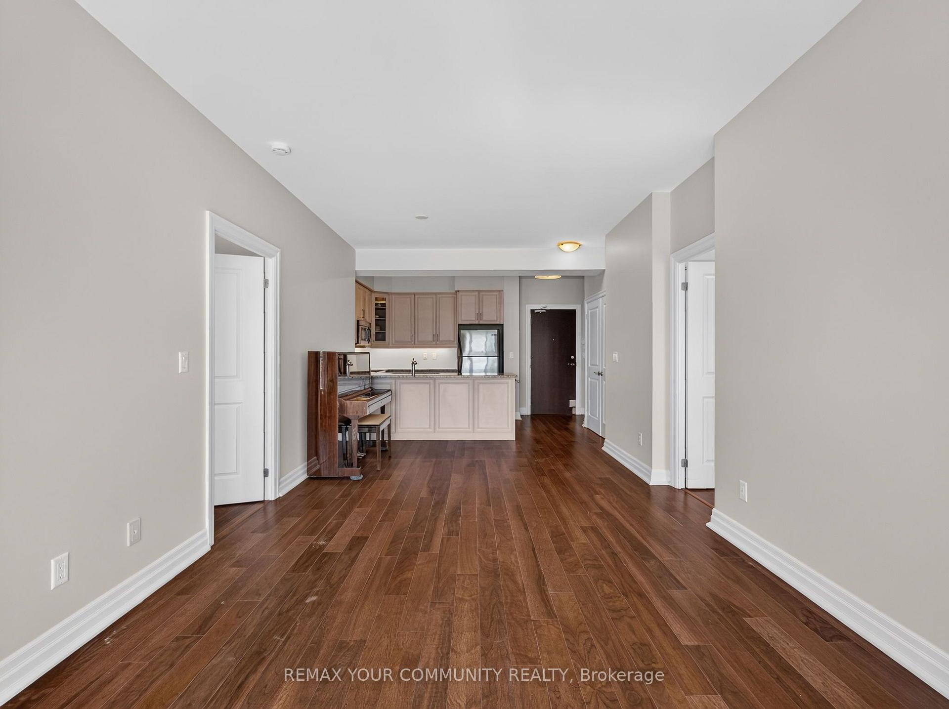 Photo 14 of Unit 306, 180 John Way, Aurora, Bayview Wellington — HOMEH