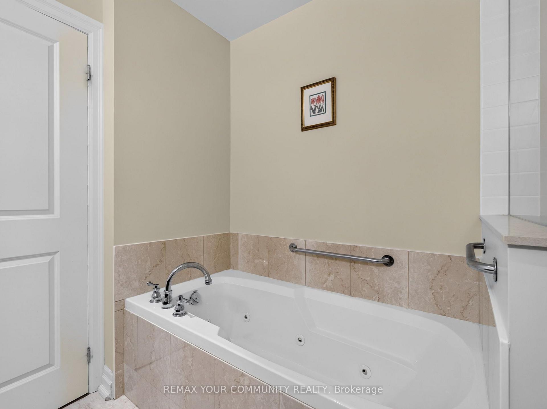 Photo 32 of Unit 306, 180 John Way, Aurora, Bayview Wellington — HOMEH