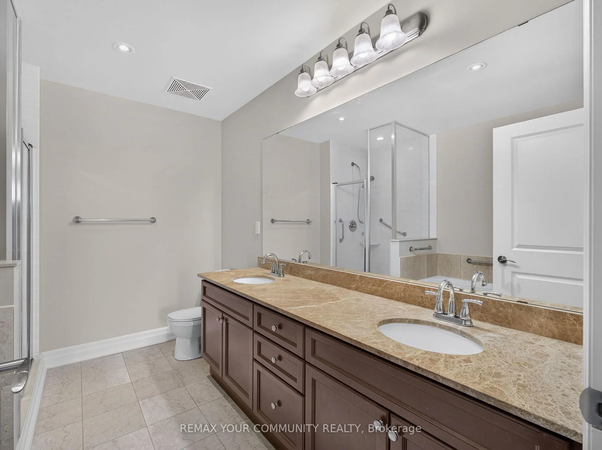 Photo 28 of Unit 306, 180 John Way, Aurora, Bayview Wellington — HOMEH