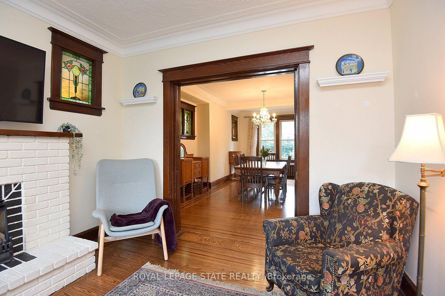 Photo 9 of 70 Kensington Avenue N, Hamilton, Crown Point — HOMEH
