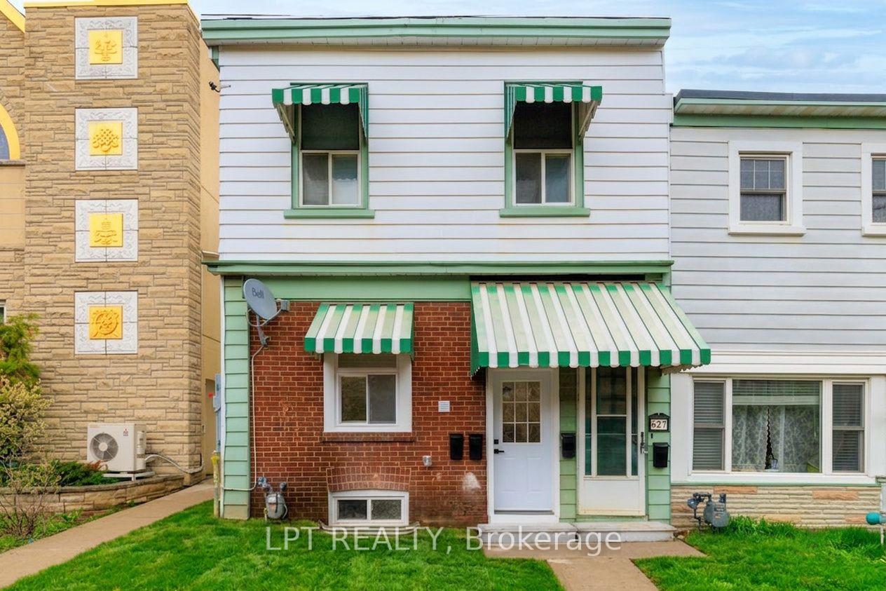 Photo 2 of Unit A, 627 Crawford Street, Toronto, Palmerston-Little Italy — HOMEH