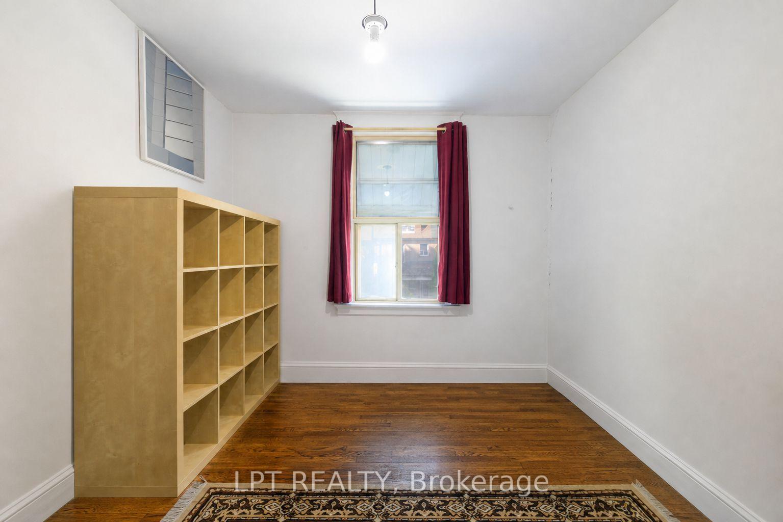 Photo 12 of Unit A, 627 Crawford Street, Toronto, Palmerston-Little Italy — HOMEH