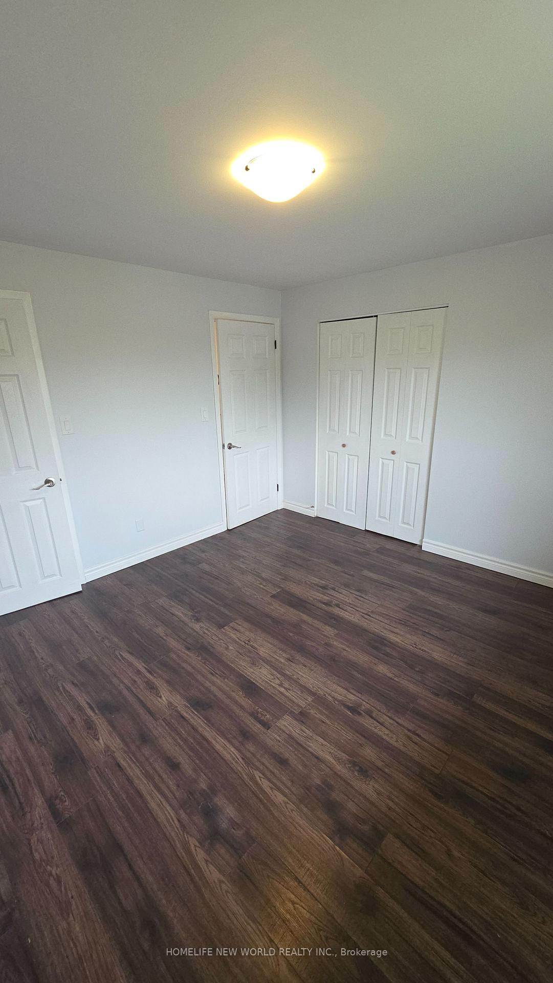 Photo 28 of 26 Murchison Crescent N, Etobicoke, Mount Olive-Silverstone-Jamestown — HOMEH