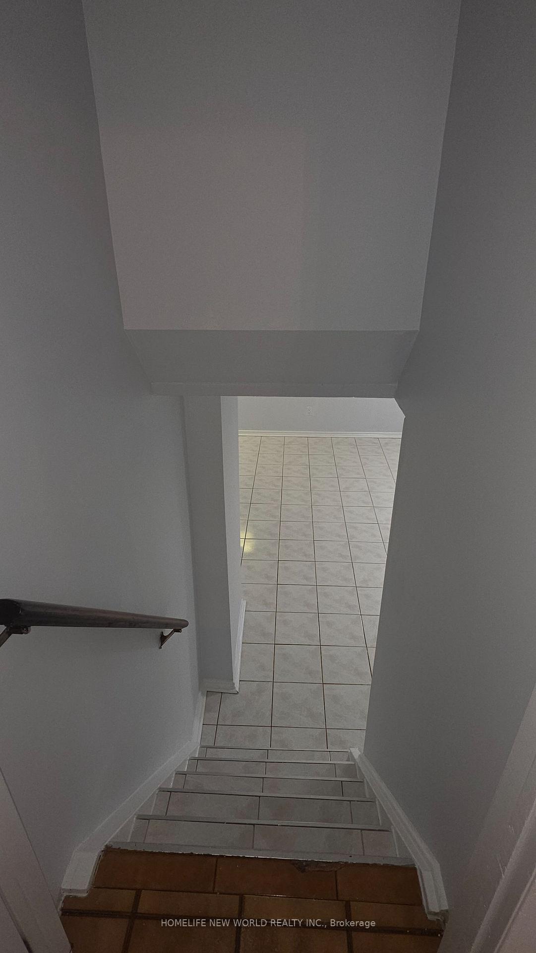 Photo 41 of 26 Murchison Crescent N, Etobicoke, Mount Olive-Silverstone-Jamestown — HOMEH