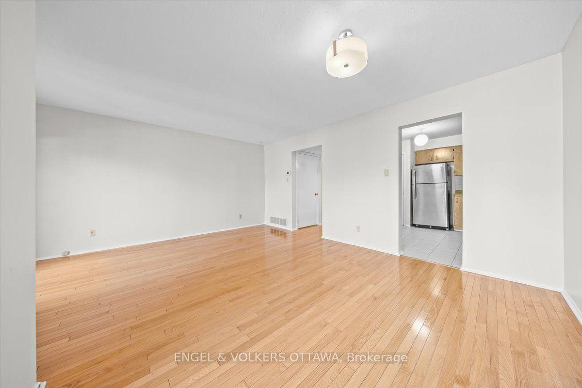 Photo 11 of Unit 35, 75 Angela Private, Ottawa, Heron Gate/Industrial Park — HOMEH