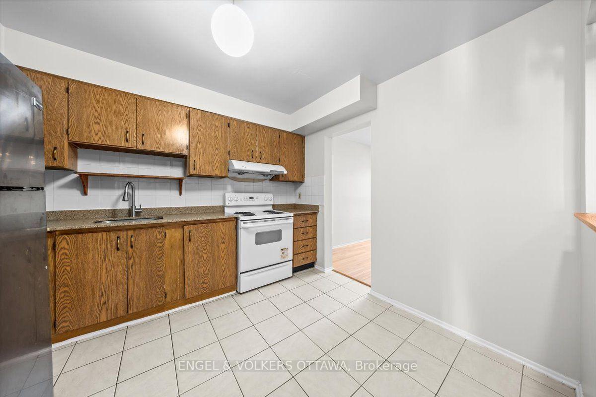 Photo 13 of Unit 35, 75 Angela Private, Ottawa, Heron Gate/Industrial Park — HOMEH