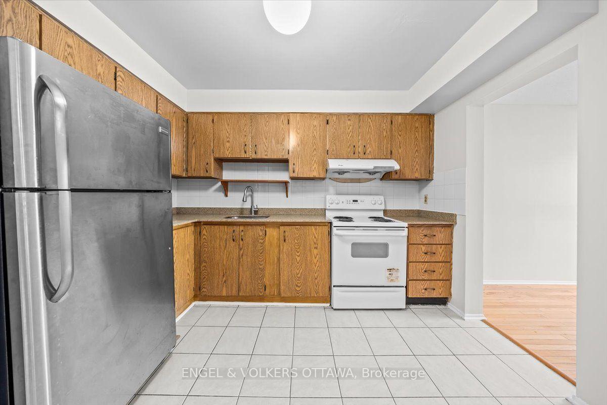 Photo 14 of Unit 35, 75 Angela Private, Ottawa, Heron Gate/Industrial Park — HOMEH