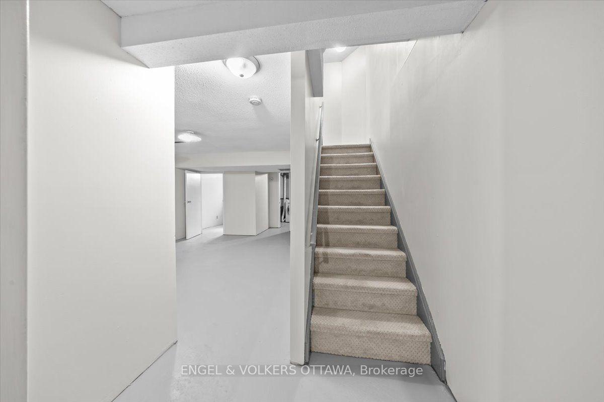 Photo 30 of Unit 35, 75 Angela Private, Ottawa, Heron Gate/Industrial Park — HOMEH
