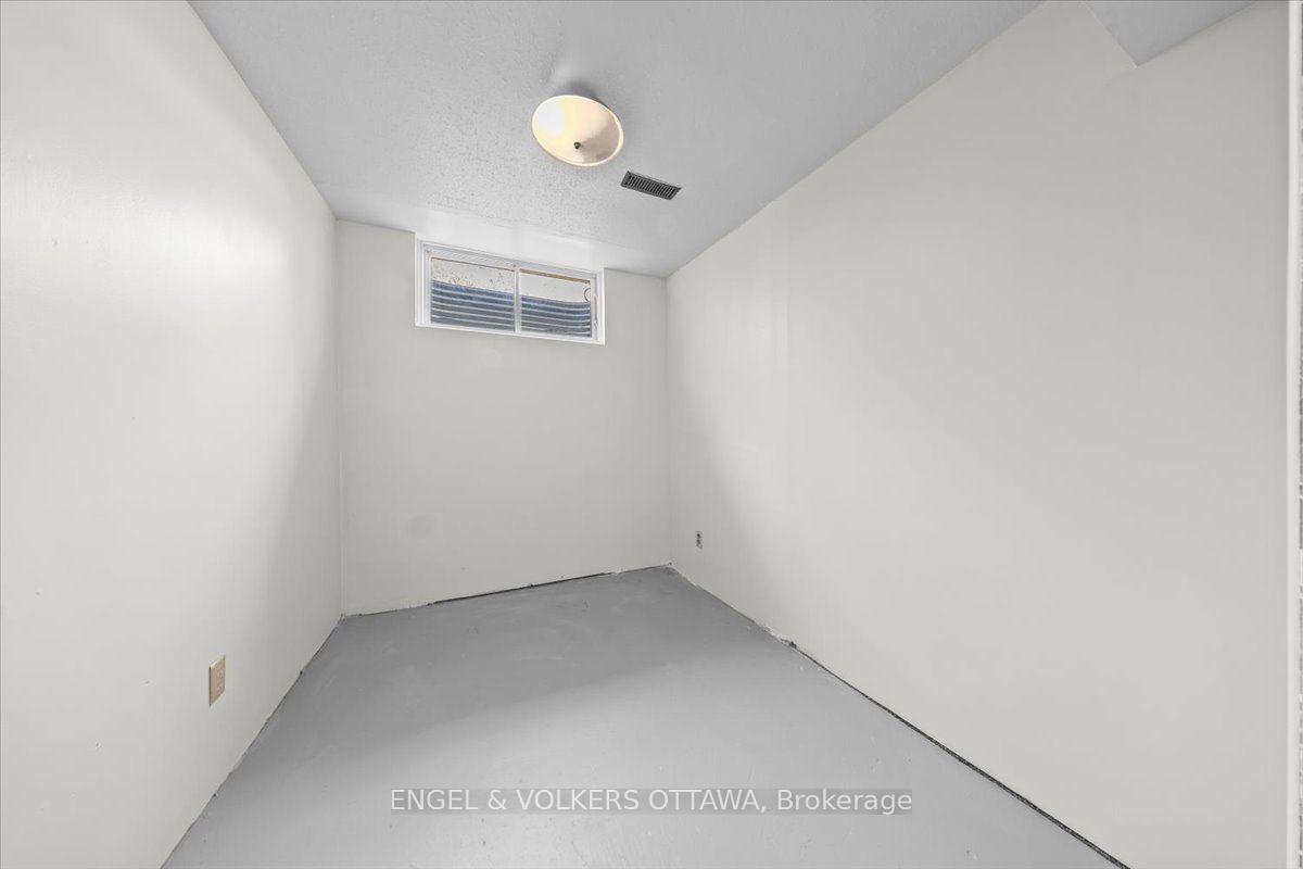 Photo 34 of Unit 35, 75 Angela Private, Ottawa, Heron Gate/Industrial Park — HOMEH