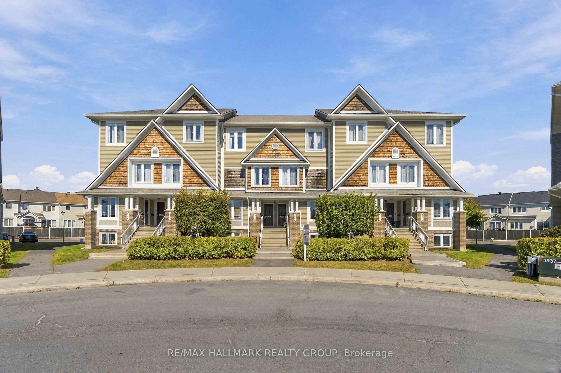 Photo of Unit 8, 562 Lakeridge Drive
