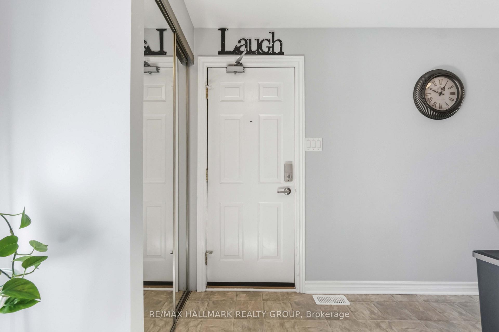 Photo 4 of Unit 8, 562 Lakeridge Drive, Ottawa, Avalon East — HOMEH