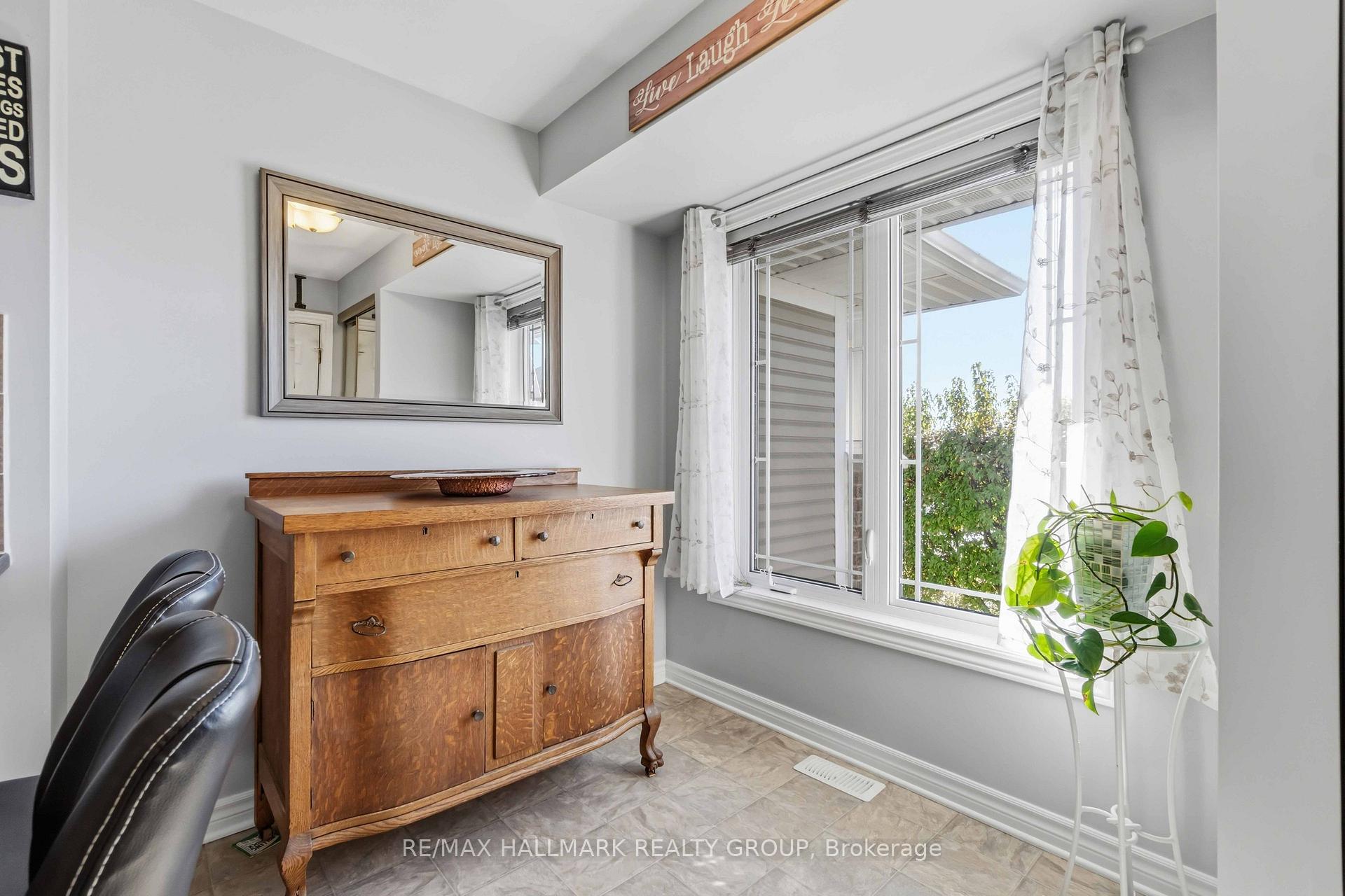 Photo 5 of Unit 8, 562 Lakeridge Drive, Ottawa, Avalon East — HOMEH