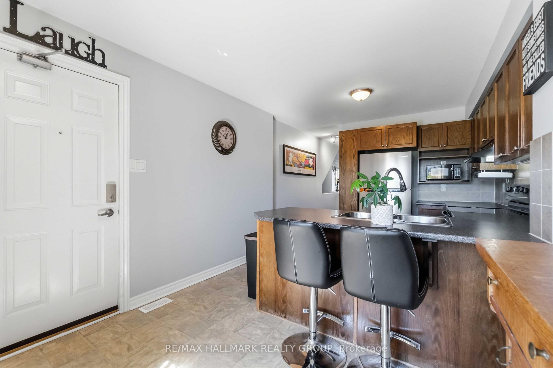 Photo 6 of Unit 8, 562 Lakeridge Drive, Ottawa, Avalon East — HOMEH