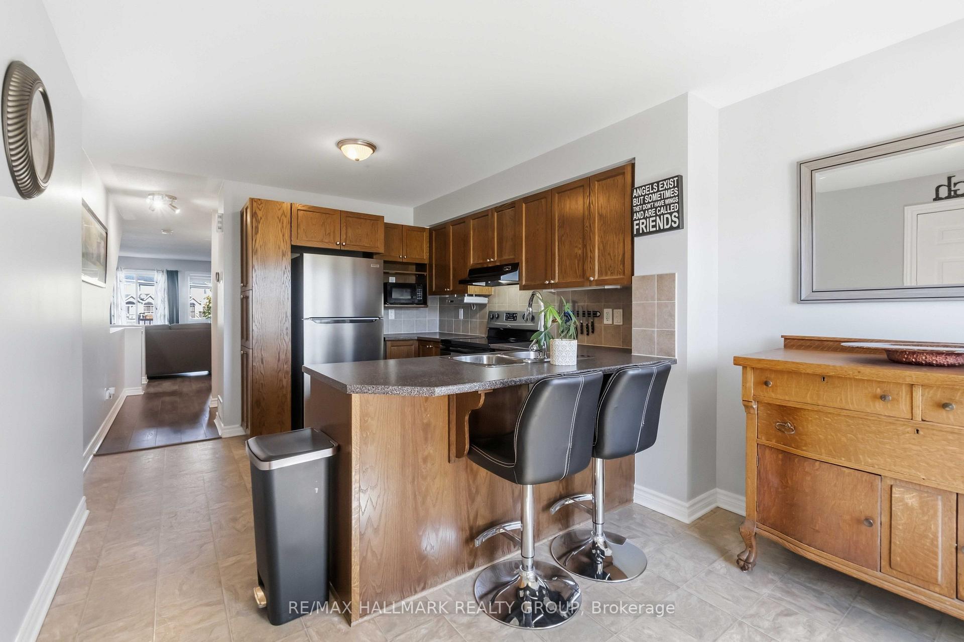 Photo 8 of Unit 8, 562 Lakeridge Drive, Ottawa, Avalon East — HOMEH