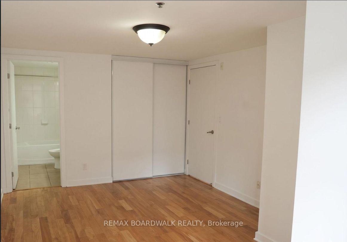 Photo 10 of Unit 209, 458D King Edward Avenue, Ottawa, Sandy Hill — HOMEH