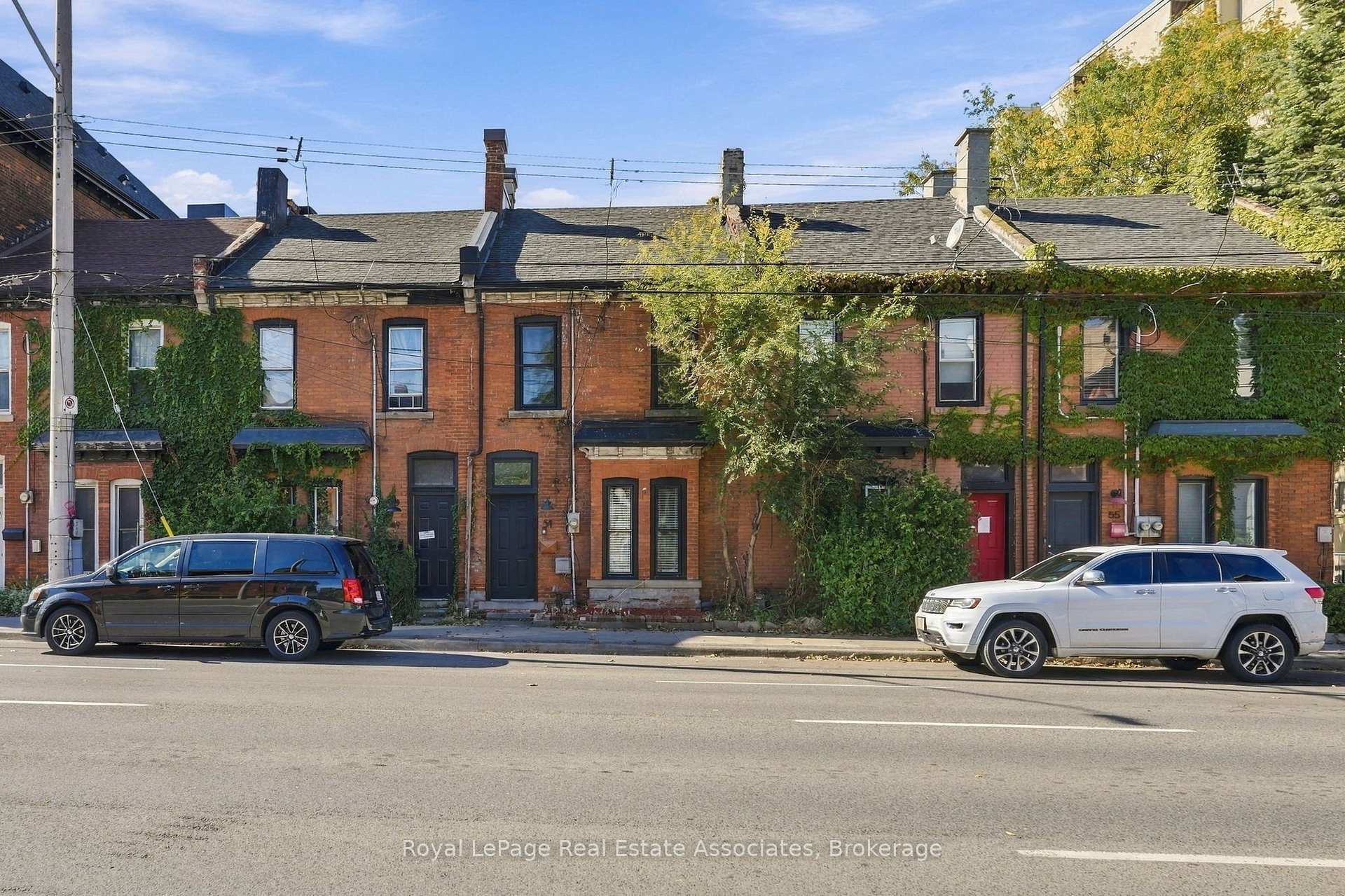 Photo of 51 Wellington Street N
