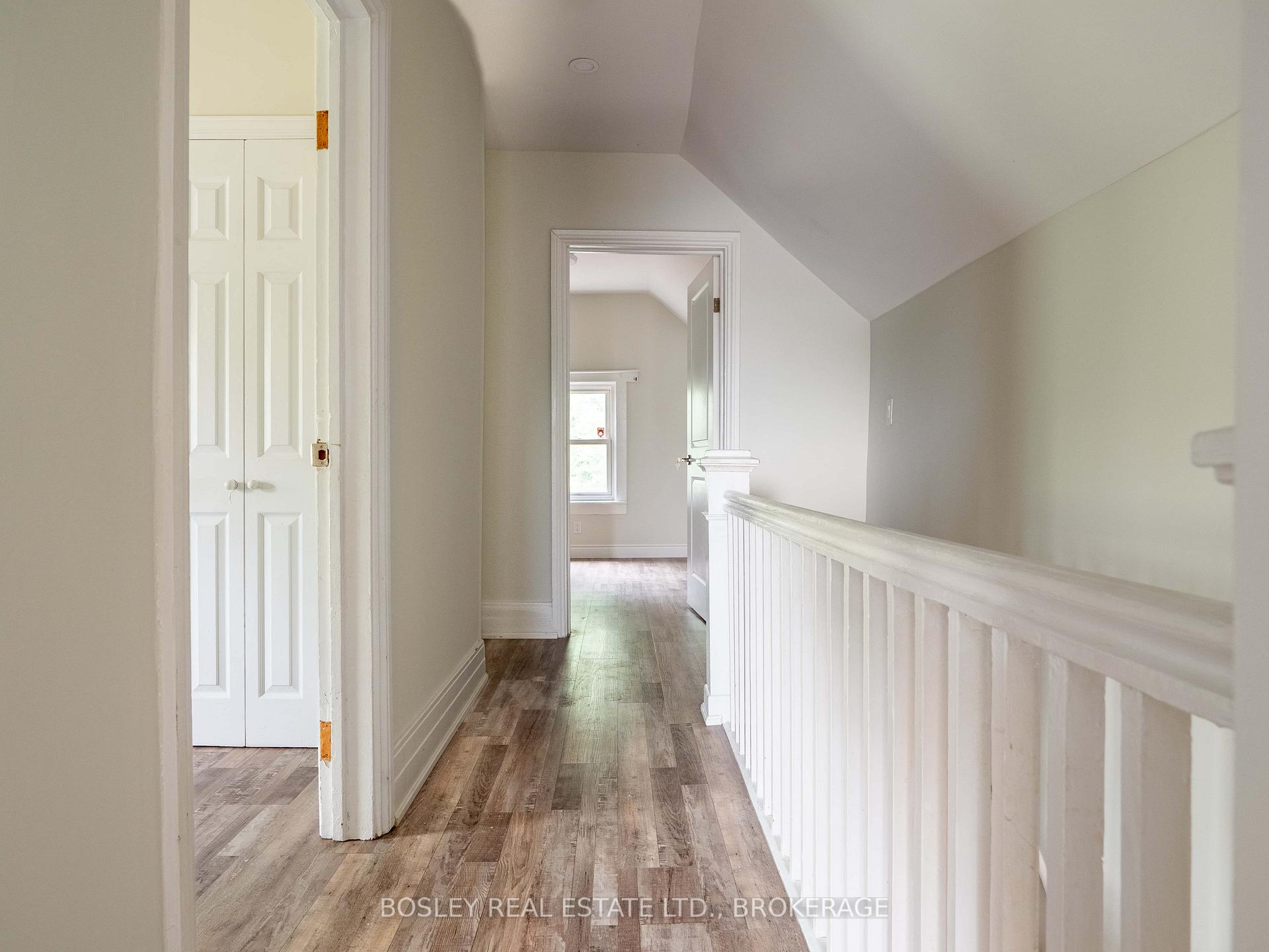 Photo 12 of 5 Herrick Avenue, St. Catharines, E. Chester — HOMEH