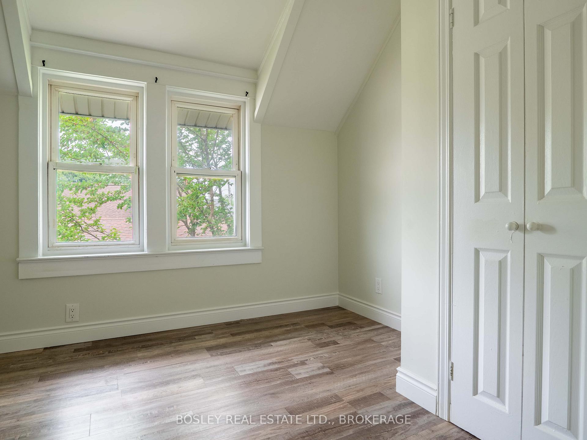 Photo 13 of 5 Herrick Avenue, St. Catharines, E. Chester — HOMEH