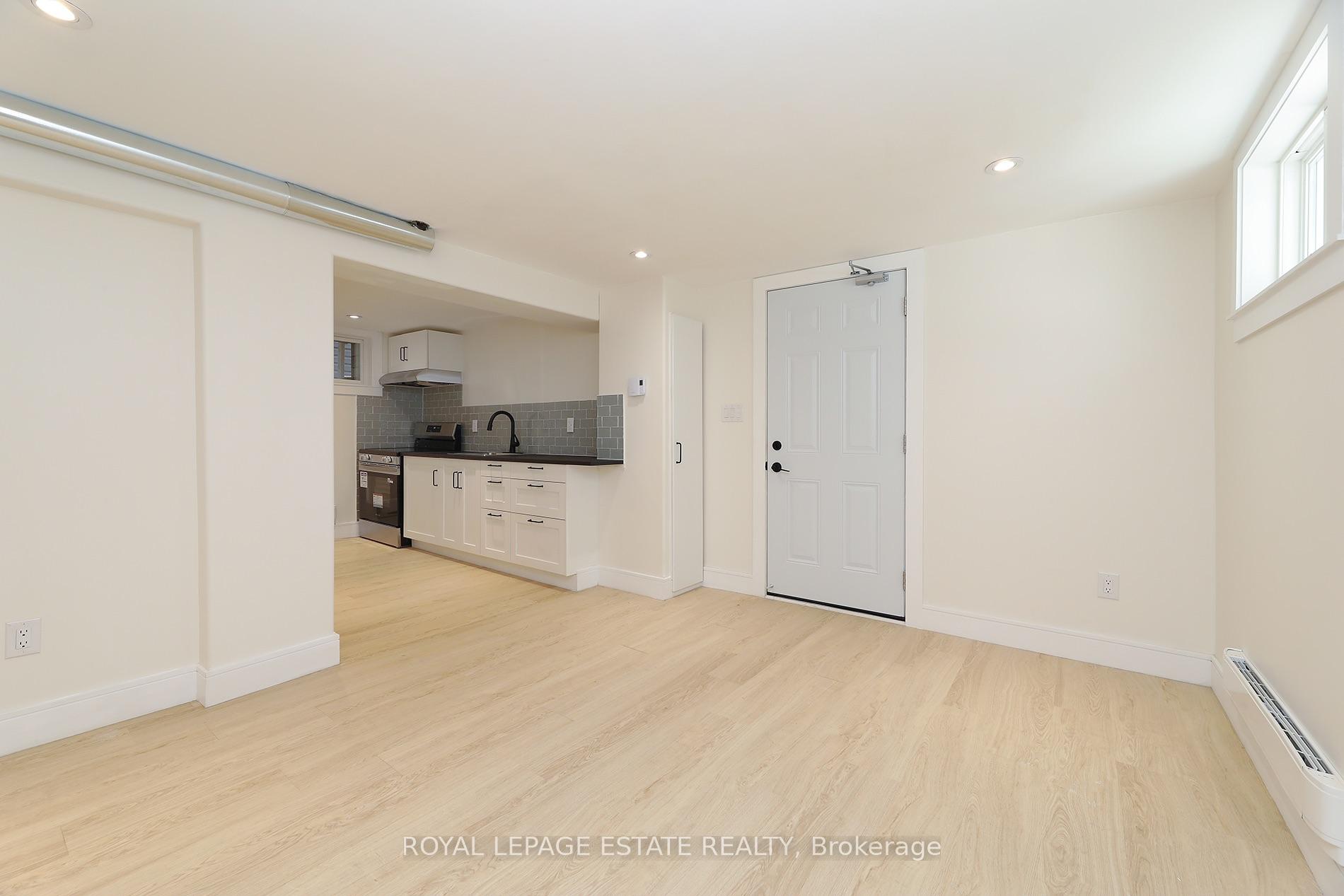 Photo 7 of Unit LOWER, 435 Kingston Road, Toronto, The Beaches — HOMEH
