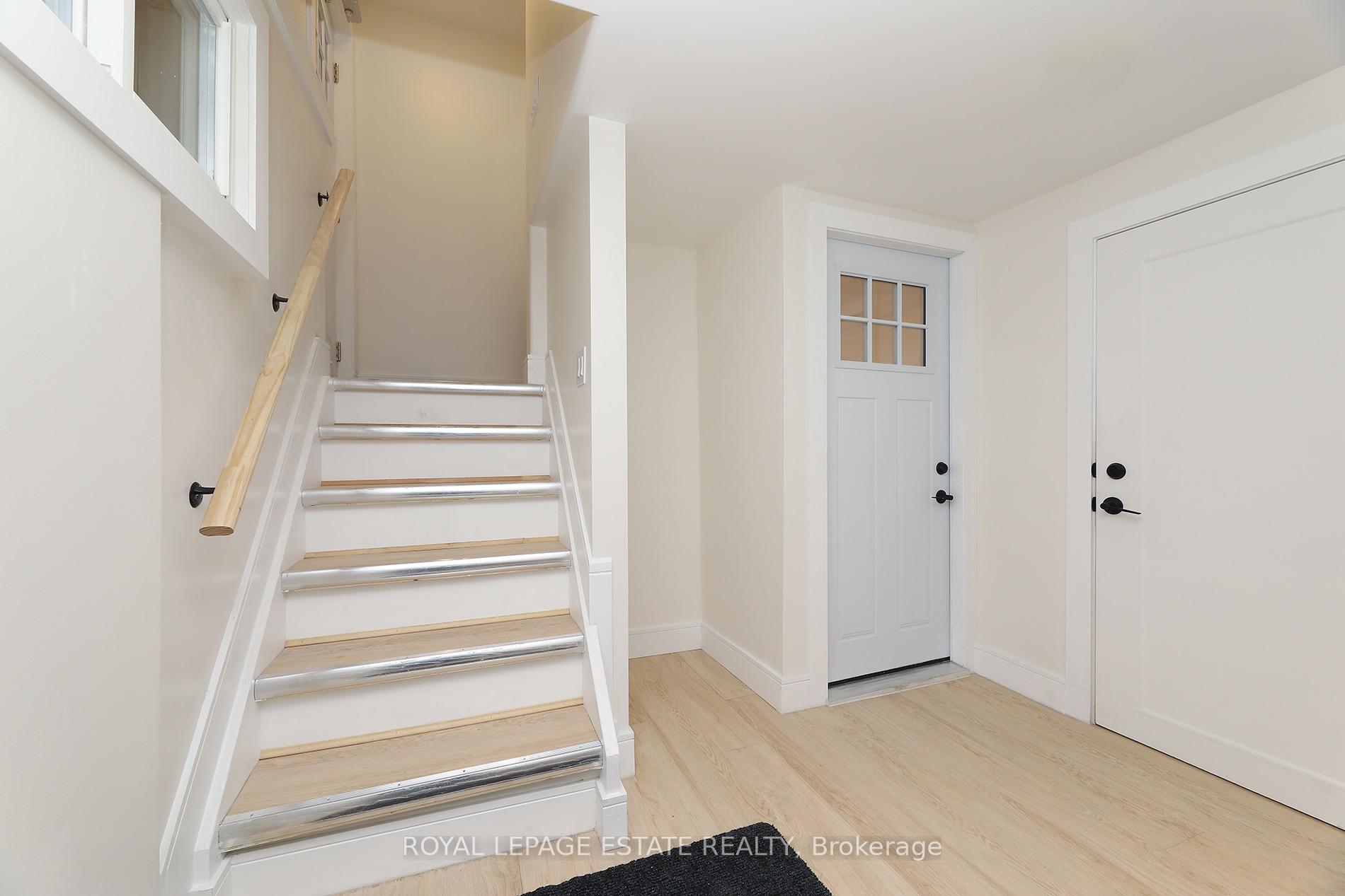 Photo 11 of Unit LOWER, 435 Kingston Road, Toronto, The Beaches — HOMEH