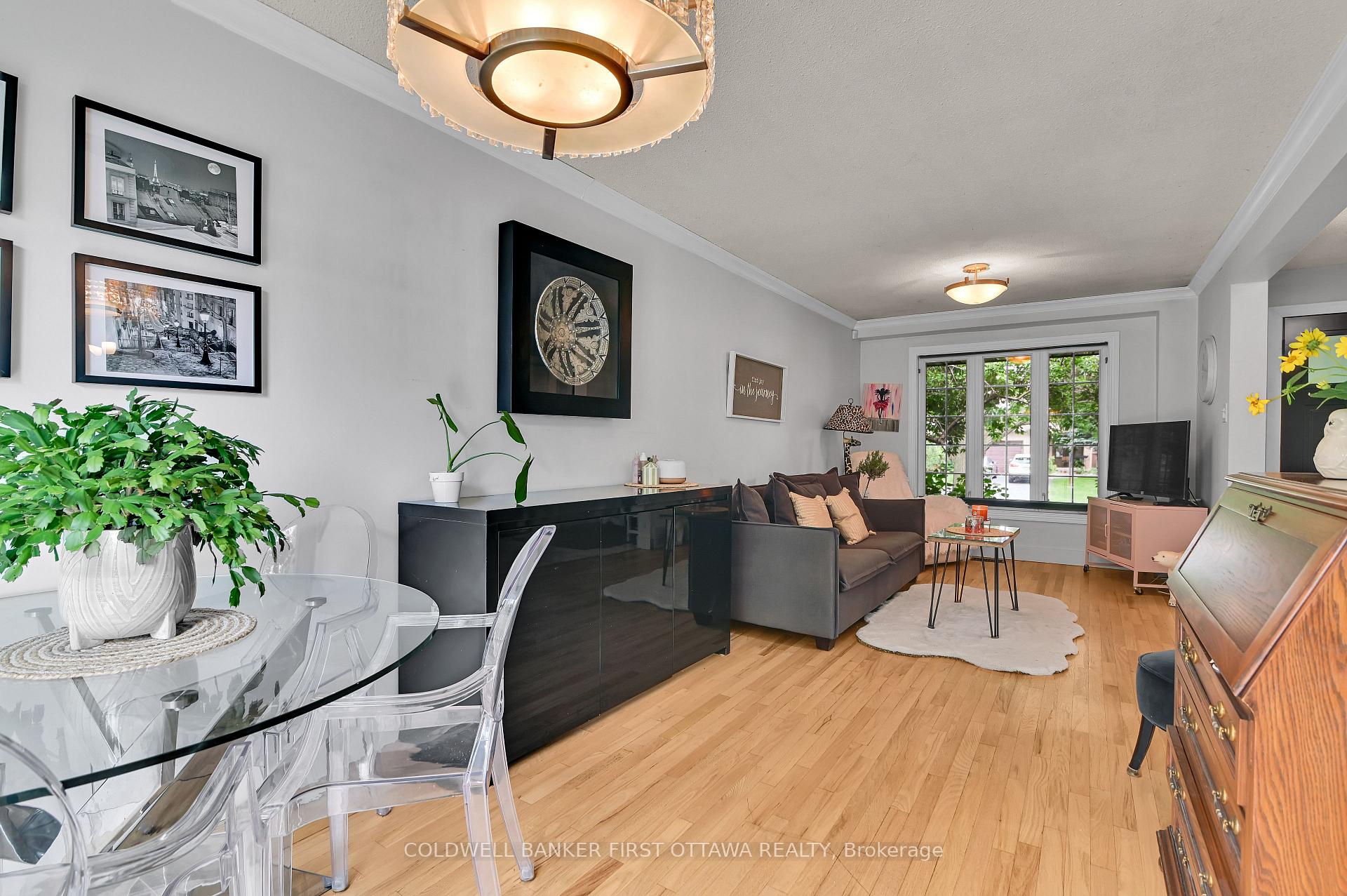 Photo 8 of 2153 East Acres Road, Ottawa, Beacon Hill South — HOMEH