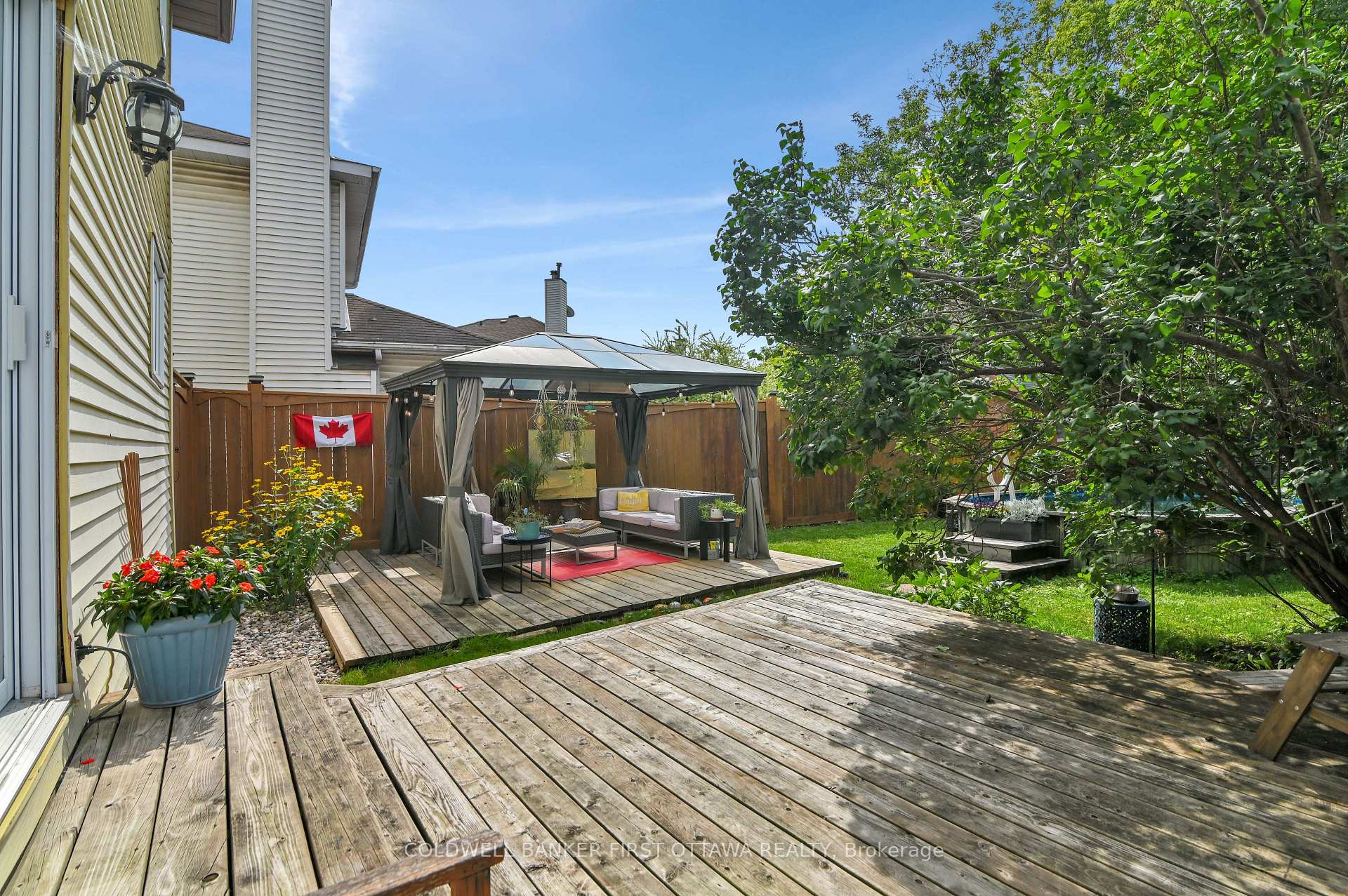 Photo 27 of 2153 East Acres Road, Ottawa, Beacon Hill South — HOMEH