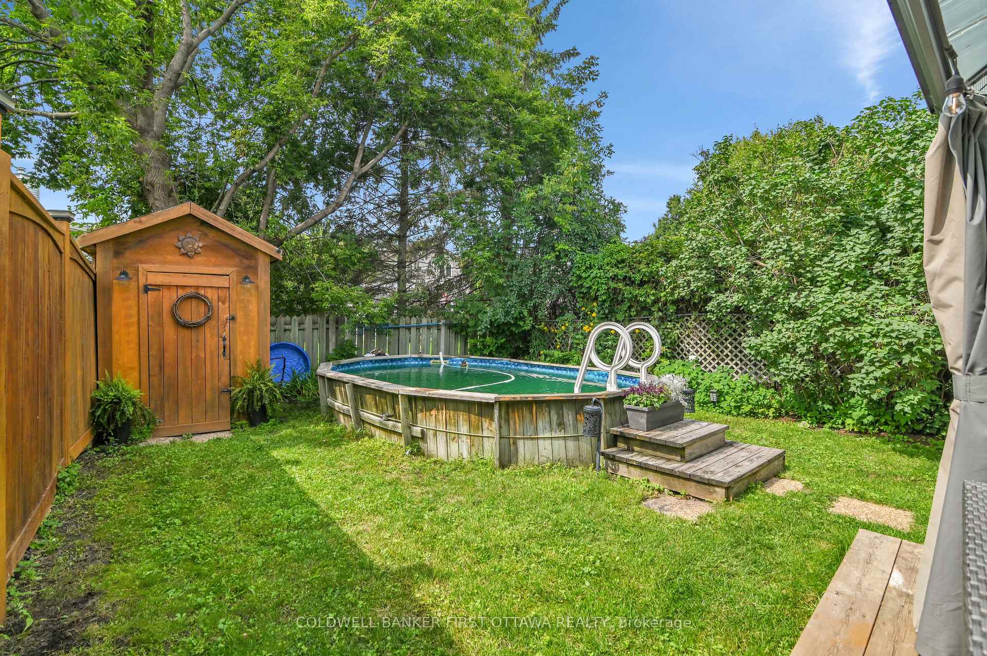 Photo 30 of 2153 East Acres Road, Ottawa, Beacon Hill South — HOMEH
