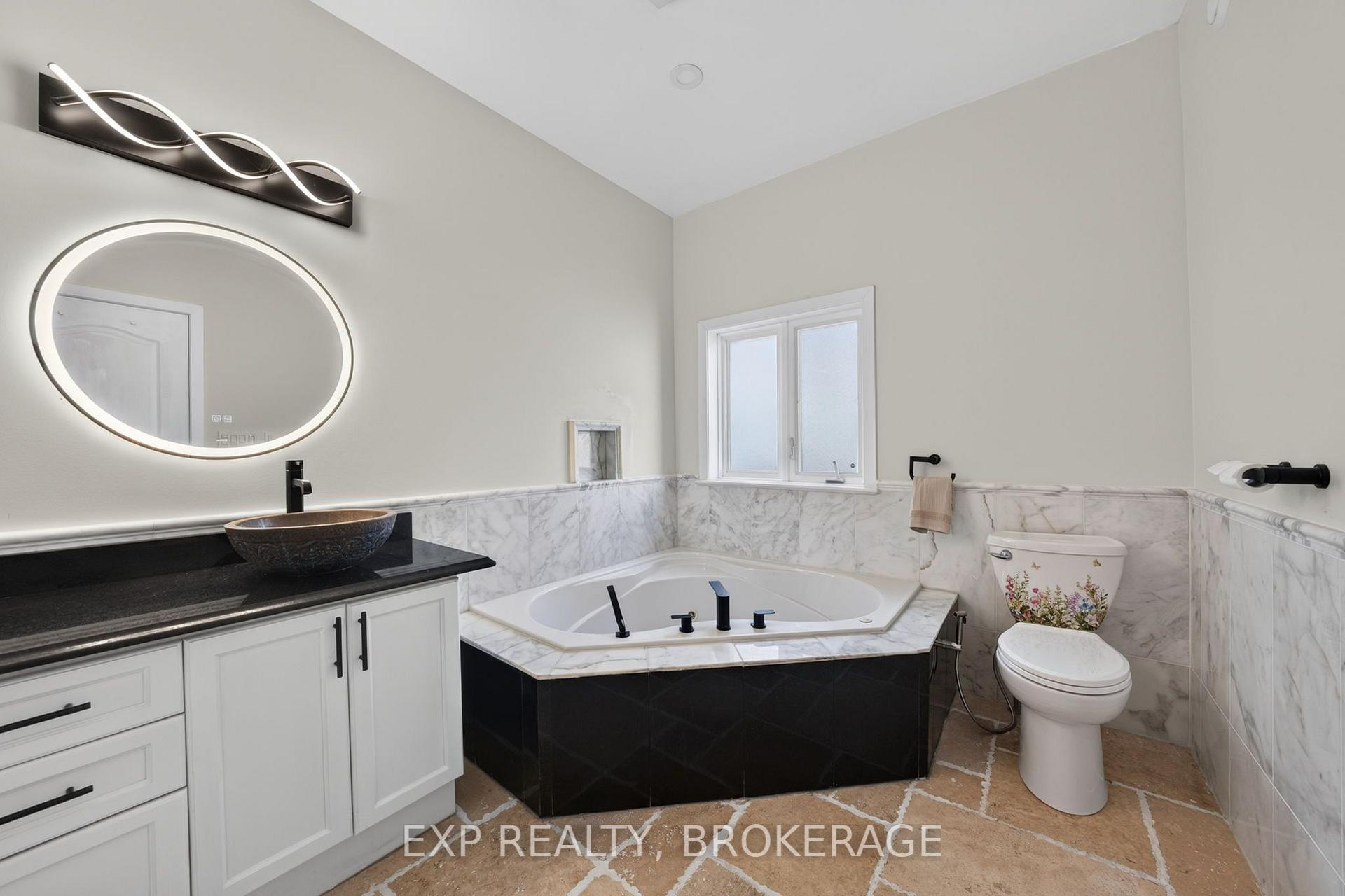 Photo 8 of 5005 Fox Run Place, Kingston, North of Taylor-Kidd Blvd — HOMEH