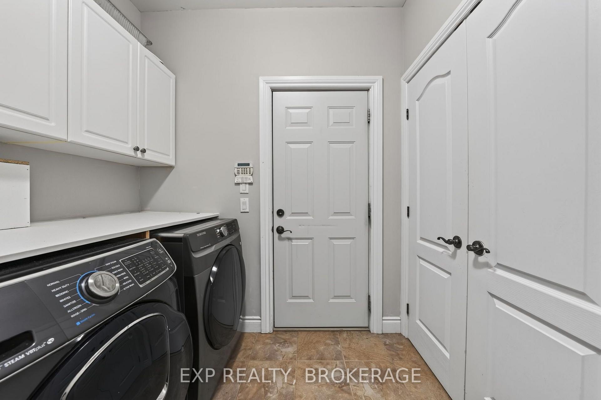 Photo 11 of 5005 Fox Run Place, Kingston, North of Taylor-Kidd Blvd — HOMEH